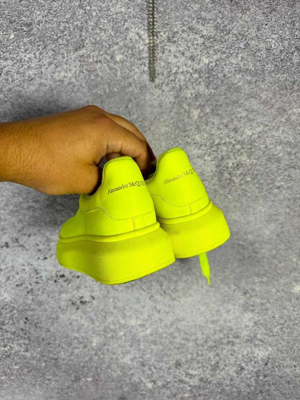 Alexander McQueen Alexander McQueen Oversized Kid's Neon Green Sneakers 29 Sz Size US 4 / IT 34 - 7 Thumbnail