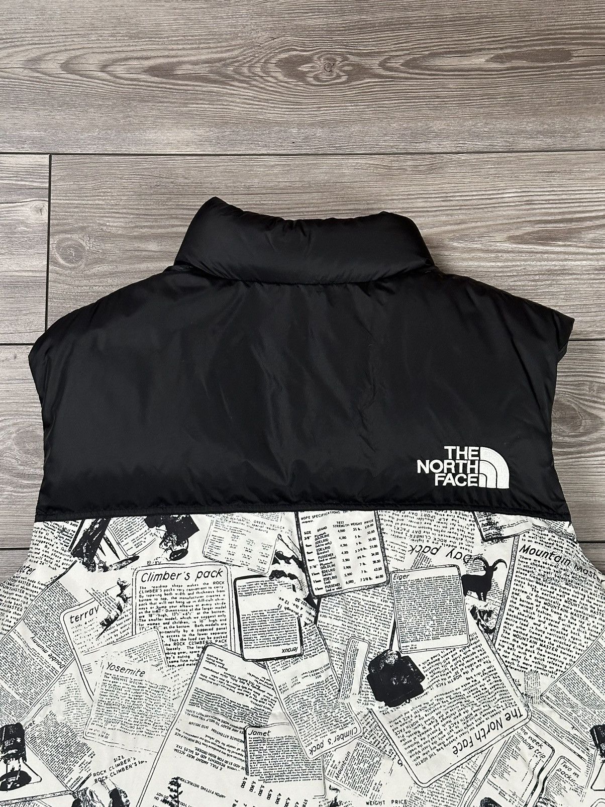 The North Face The North Face Nuptse Newspaper Vest Size US XL / EU 56 / 4 - 4 Thumbnail