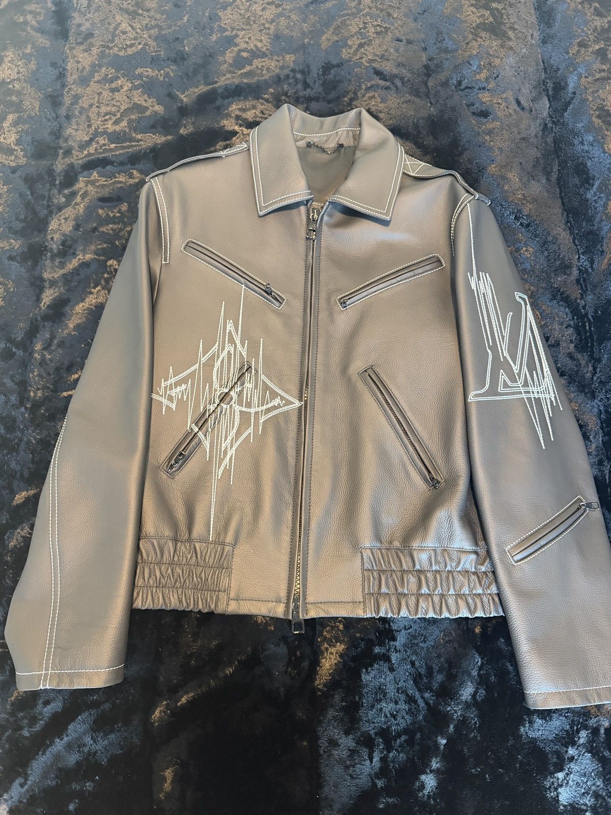 Louis Vuitton Louis Vuitton Frequency Embroidered Leather Jacket Size US M / EU 48-50 / 2 - 1 Thumbnail