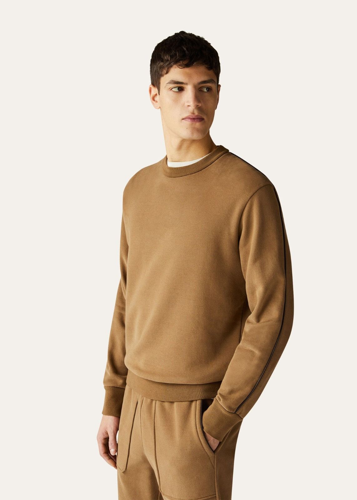 Loro Piana o1srvl11e1224 Girocollo Cotton Jersey Sweatshirt in Camel Size US XL / EU 56 / 4 - 3 Thumbnail