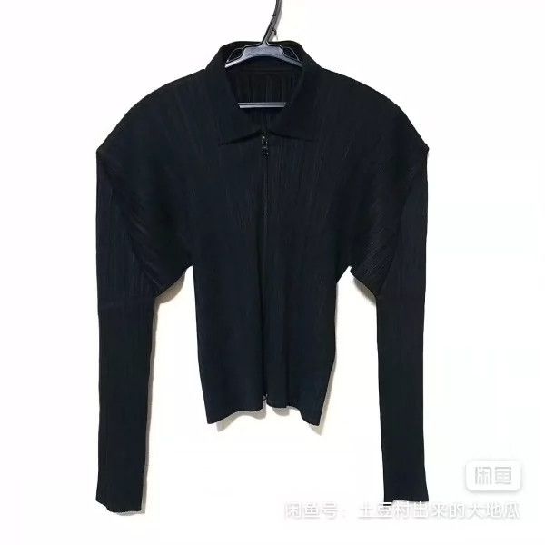 Issey Miyake Issey Miyake size:4 A super cool short zippered cardigan w Size M / US 6-8 / IT 42-44 - 1 Thumbnail