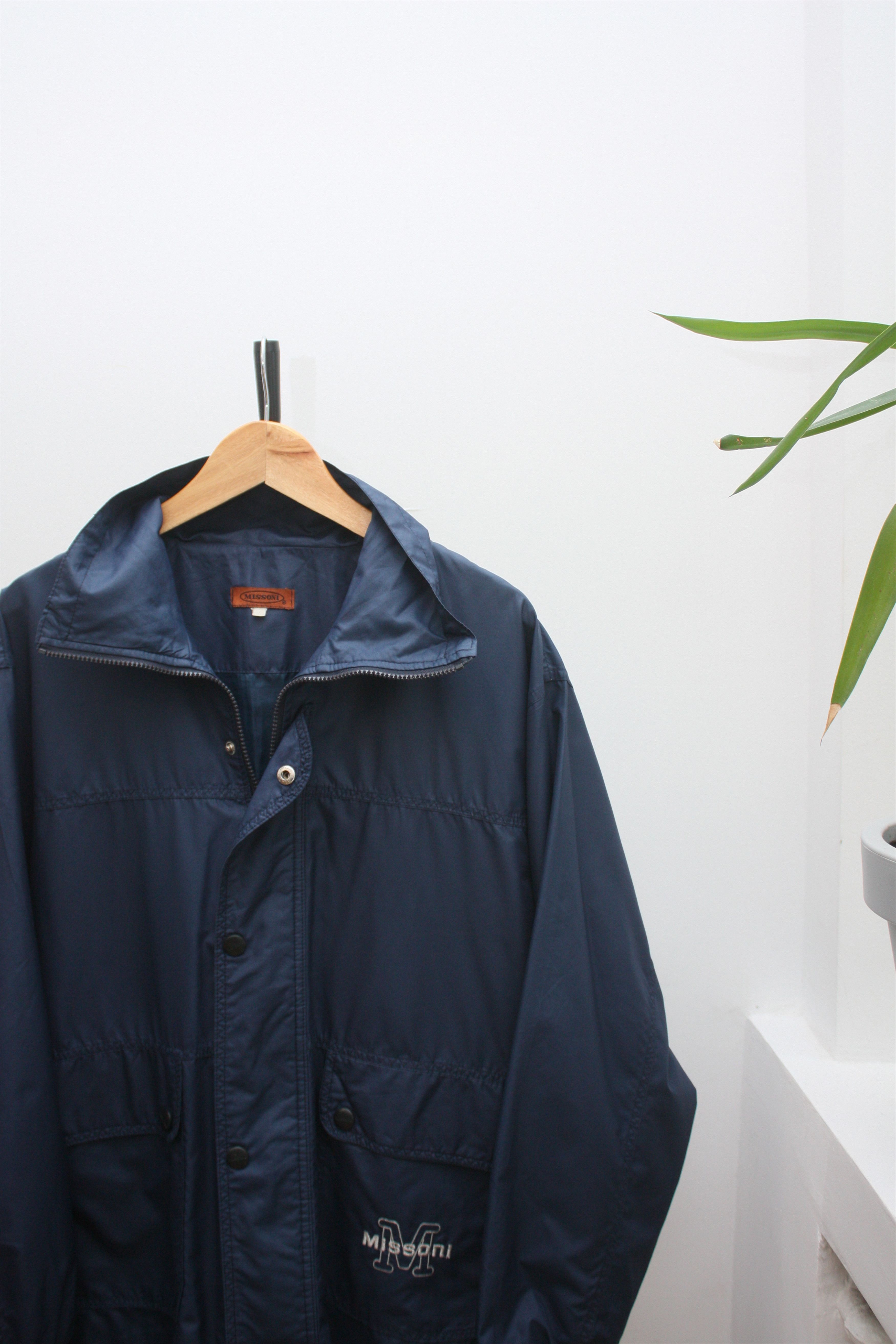 Missoni Missoni Vintage Logo Navy Windbreaker Jacket Men's Size US L / EU 52-54 / 3 - 4 Thumbnail
