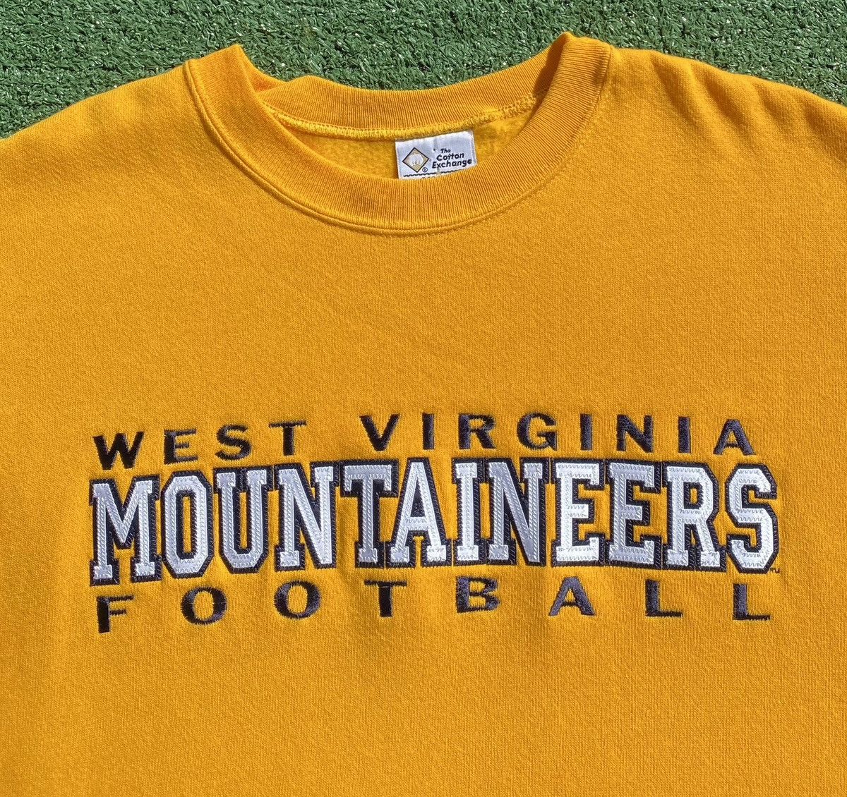 Other Vintage 90’s West Virginia Mountaineers Sweatshirt Men Small Size US S / EU 44-46 / 1 - 4 Thumbnail