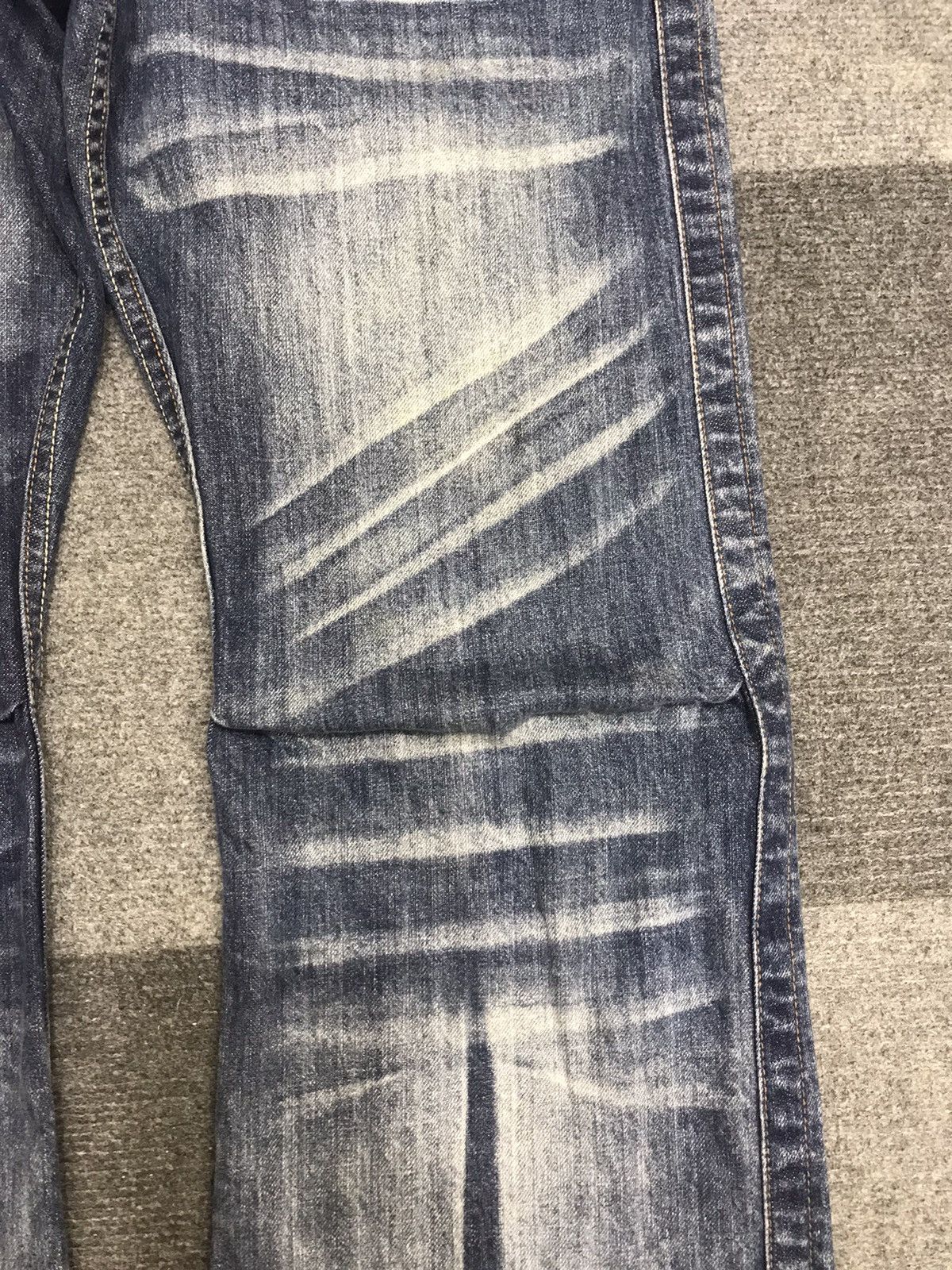 Japanese Brand 💥FLARE💥INSANE Root Three RARE FADES FLARE DENIM F446 Size US 36 / EU 52 - 6 Thumbnail