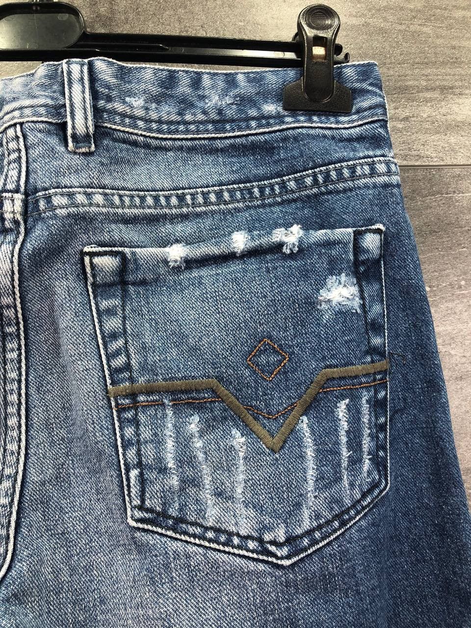 Diesel Vintage Diesel Denim Jeans Distressed Faded Pants Y2K Size US 31 - 13 Thumbnail