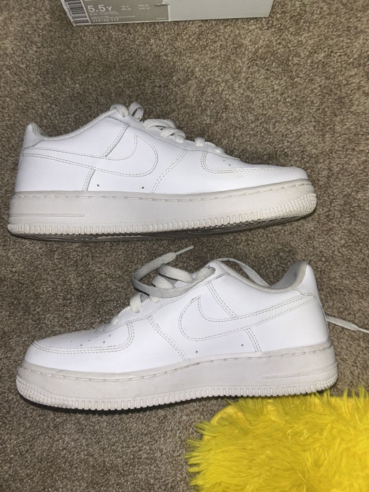 Nike Air Force 1 Size US 5.5 / EU 38 - 6 Thumbnail