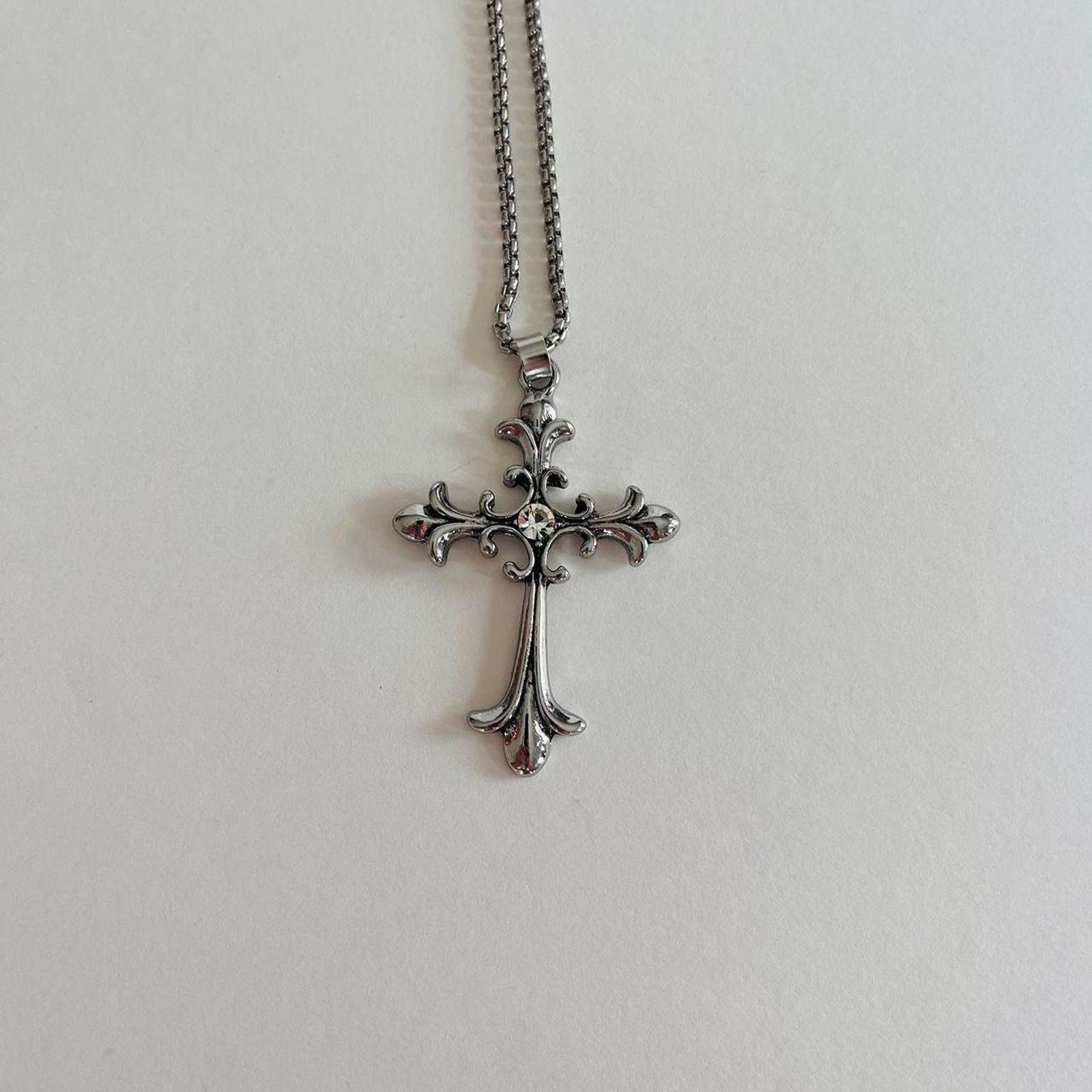 Vintage Y2k 2000s grunge heavy metal punk gothic emo cross necklace Size ONE SIZE - 3 Thumbnail
