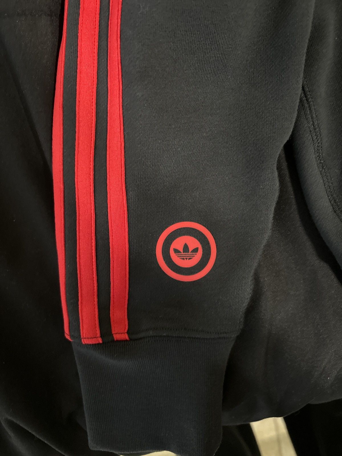 Adidas × Bape Bape x adidas orginal shark full zip hoodie black/red medium Size US M / EU 48-50 / 2 - 4 Thumbnail