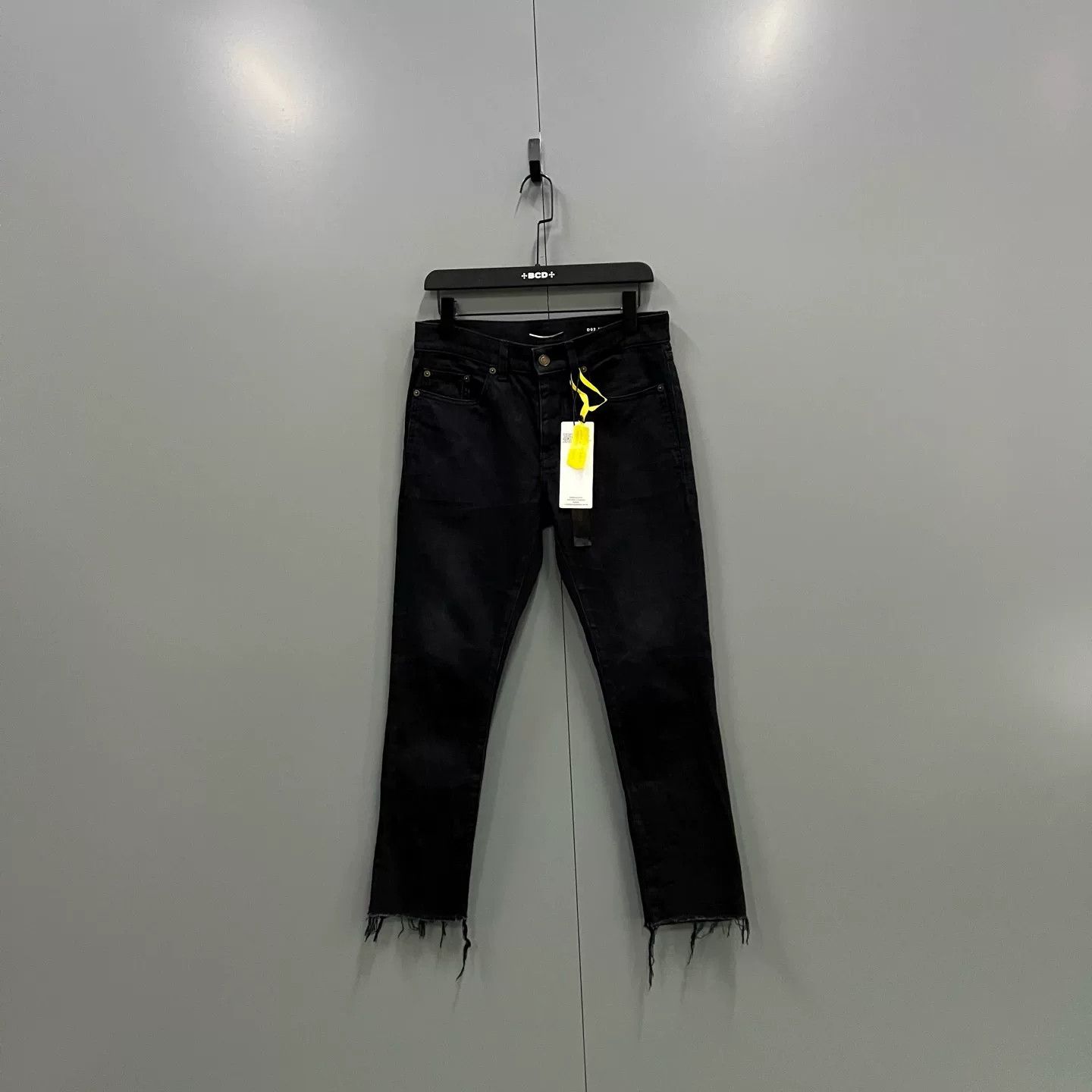 distressed saint laurent denim jeans size 29