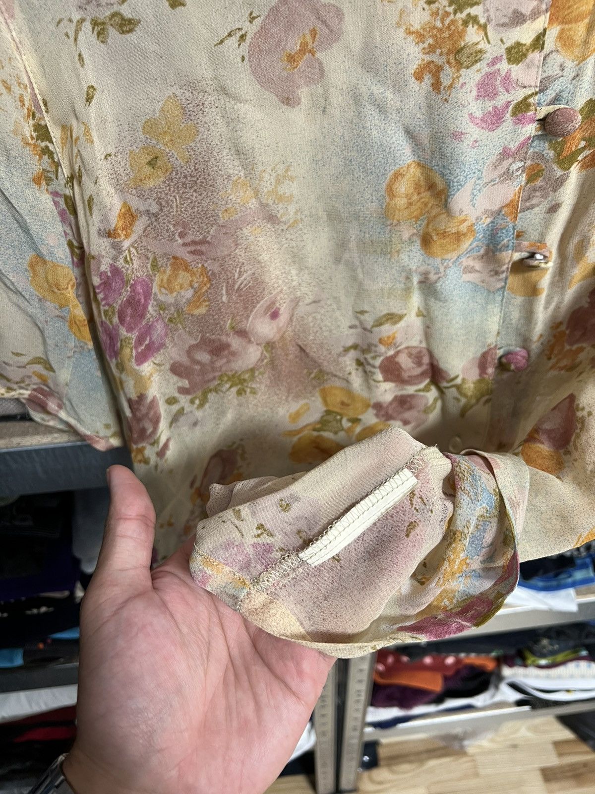 Burberry Vintage Burberrys Silk Two Piece Floral Blouse & Skirt Suit Size L / US 10 / IT 46 - 8 Thumbnail