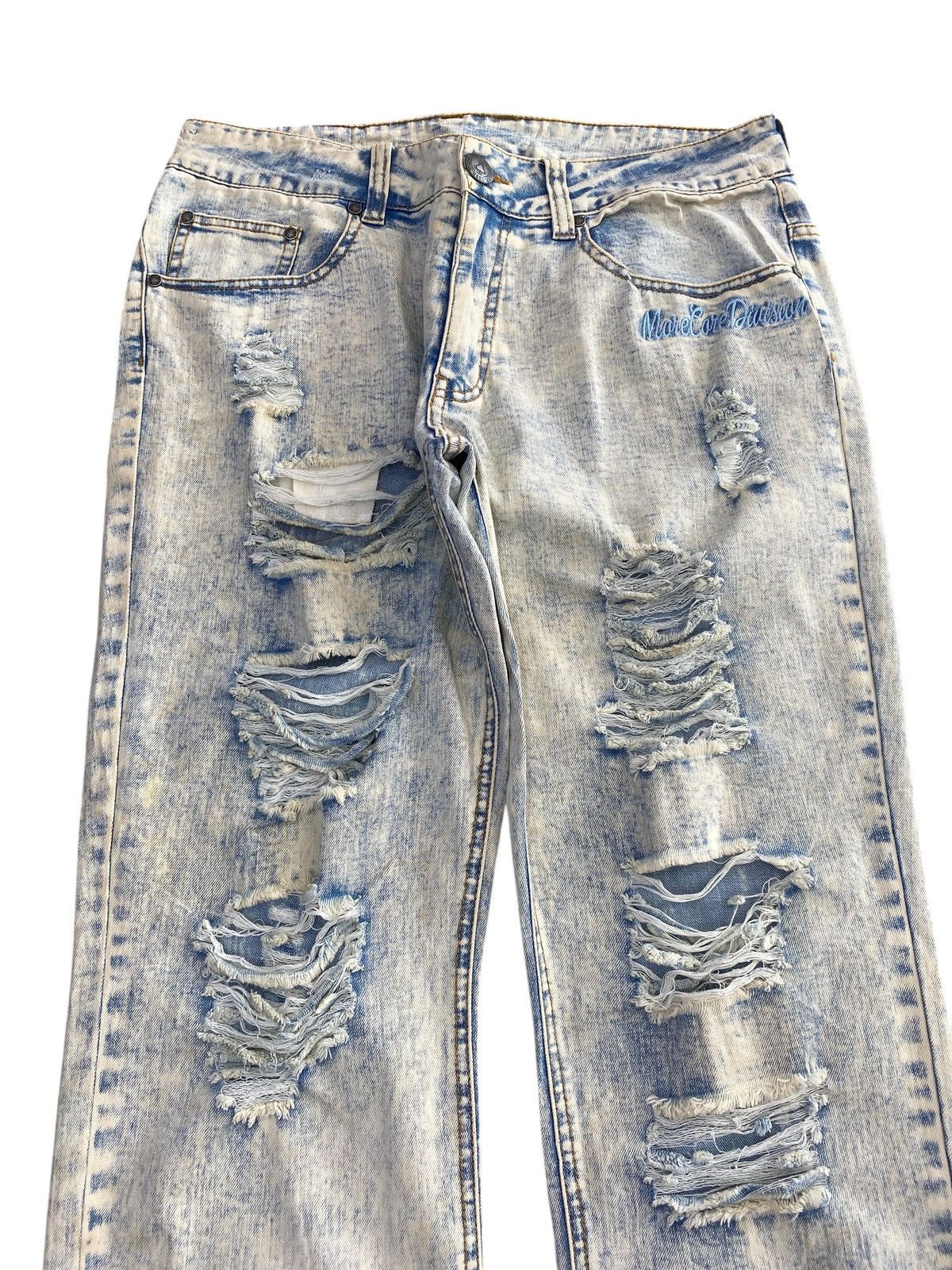 Japanese Brand M.C.D Brand Light Acid Wash Style Distressed Jeans Size US 32 / EU 48 - 2 Thumbnail