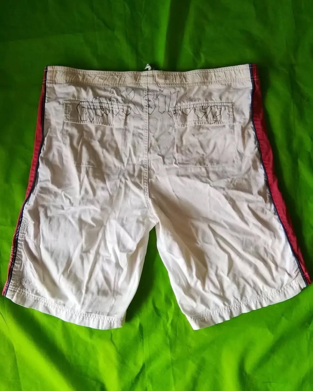 Quiksilver × Vintage Vintage Quiksilver Flower Pattern Short Pants Surf Skate Size US 36 / EU 52 - 3 Thumbnail