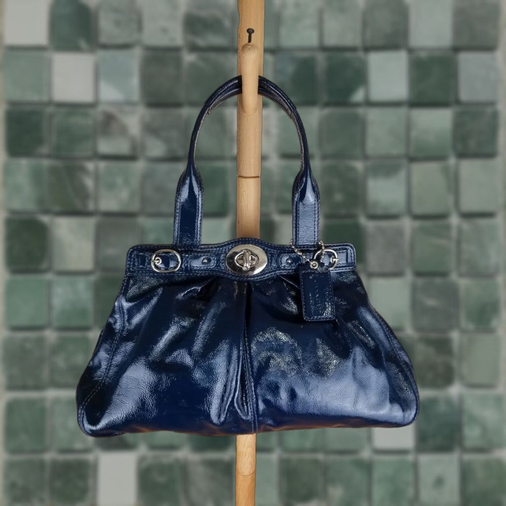 Coach VINTAGE COACH NAVY LEATHER SHOULDER HAND BAG SZ 15'X10'X4' 13926 Size ONE SIZE - 1 Thumbnail