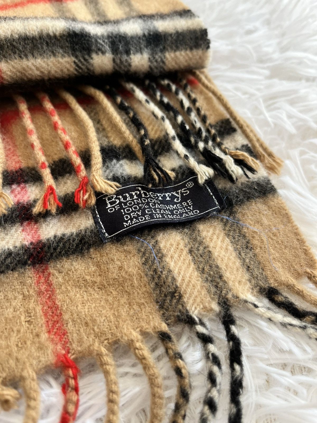 Burberry VTG BURBERRY WOOL SCARF NOVA PLAID Size ONE SIZE - 2 Thumbnail