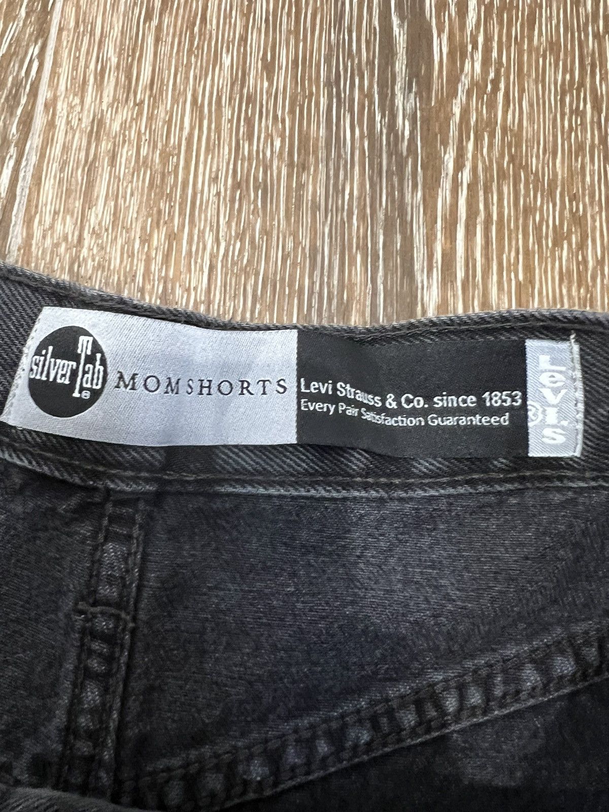 Levi's Womens levis silver tab mom denim shorts Size 30" / US 8 / IT 44 - 4 Thumbnail