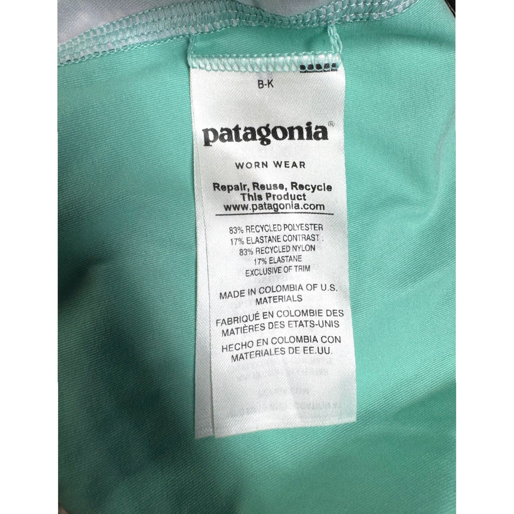 Patagonia VINTAGE Women's Patagonia Short-Sleeved Micro Swell Rashguard Swim Top Size S Green Size S / US 4 / IT 40 - 6 Thumbnail