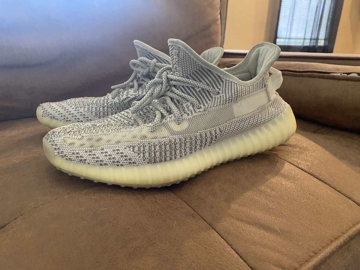 Yeezy adidas Yeezy Boost 350 V2 Static Non-Reflective Size US 10.5 / EU 43-44 - 2 Thumbnail