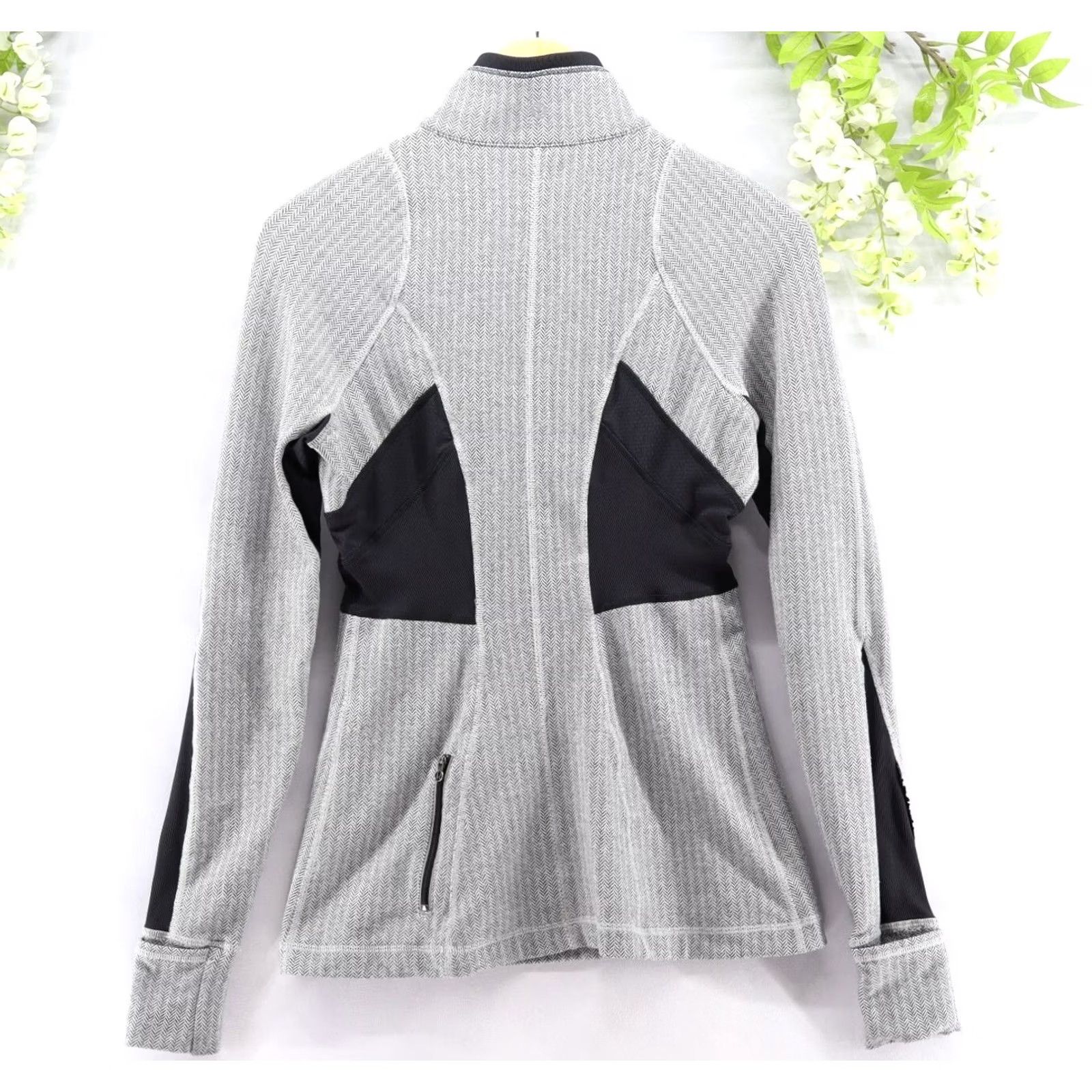 Lululemon Lululemon Women's Full Tilt Half Zip Pullover Herringbone Grey Sz 6 Size M / US 6-8 / IT 42-44 - 2 Thumbnail