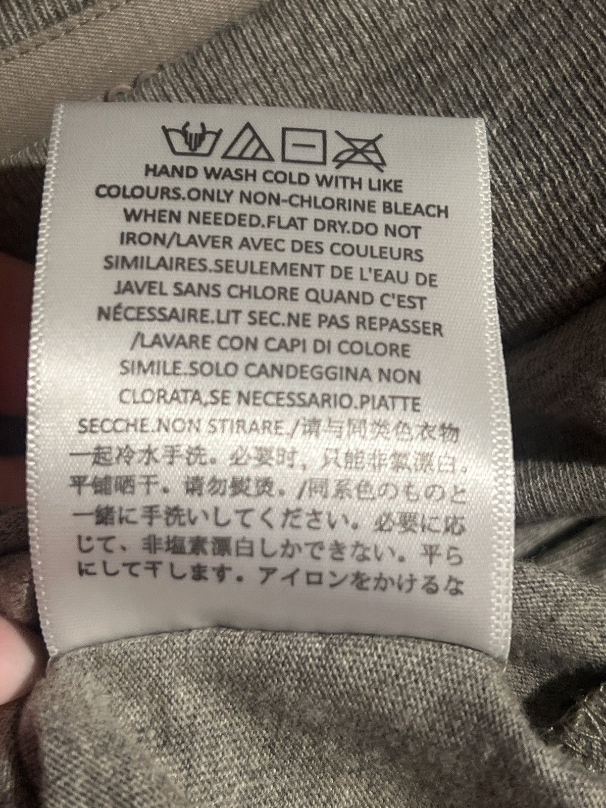 Essentials Essentials LS T-Shirt Size US M / EU 48-50 / 2 - 11 Thumbnail