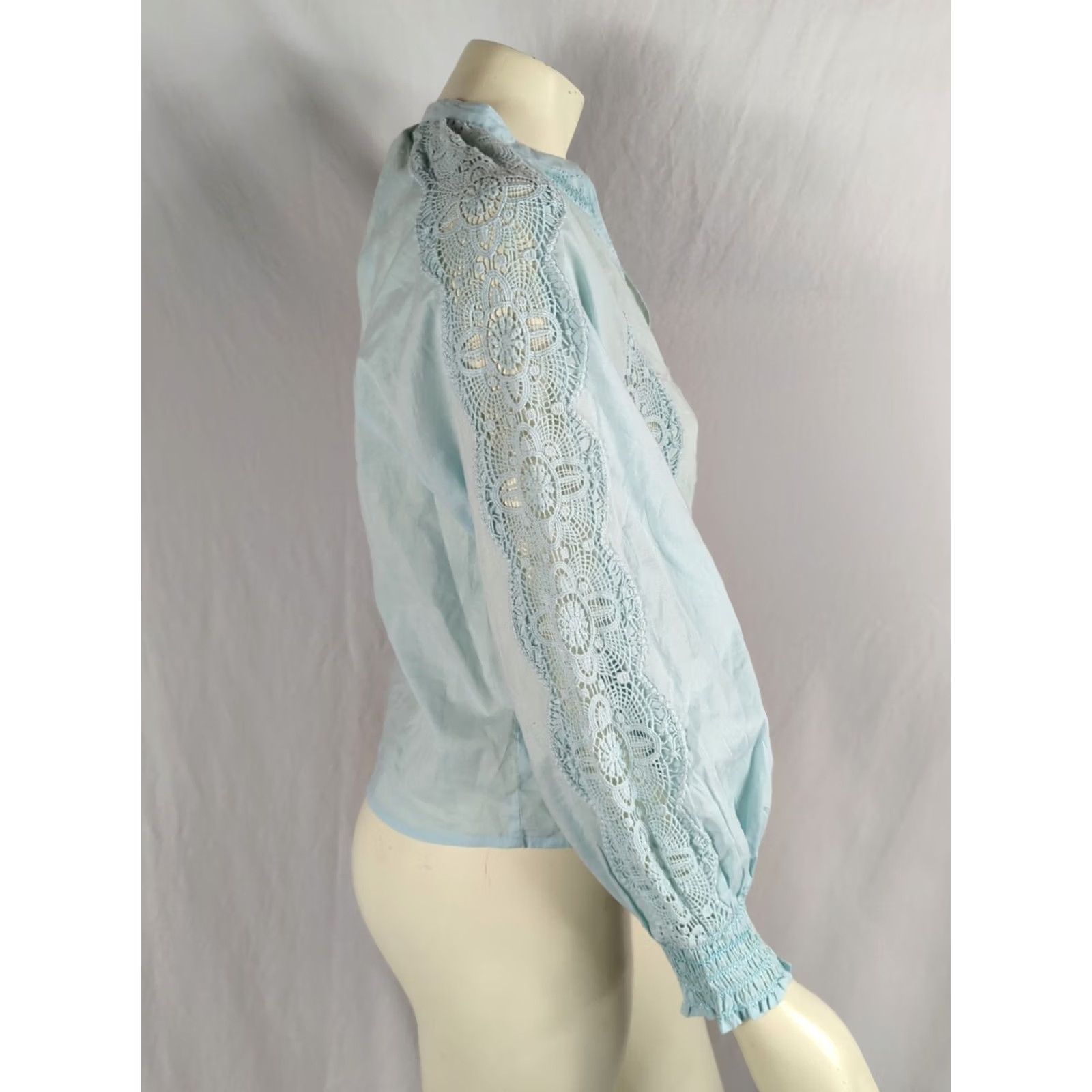 Vintage Jennifer & Grace Peasant blouse Womens M blue Lace Eyelet Shirt Boat Boho Casual Party/Cocktail Shirt Size M / US 6-8 / IT 42-44 - 4 Thumbnail