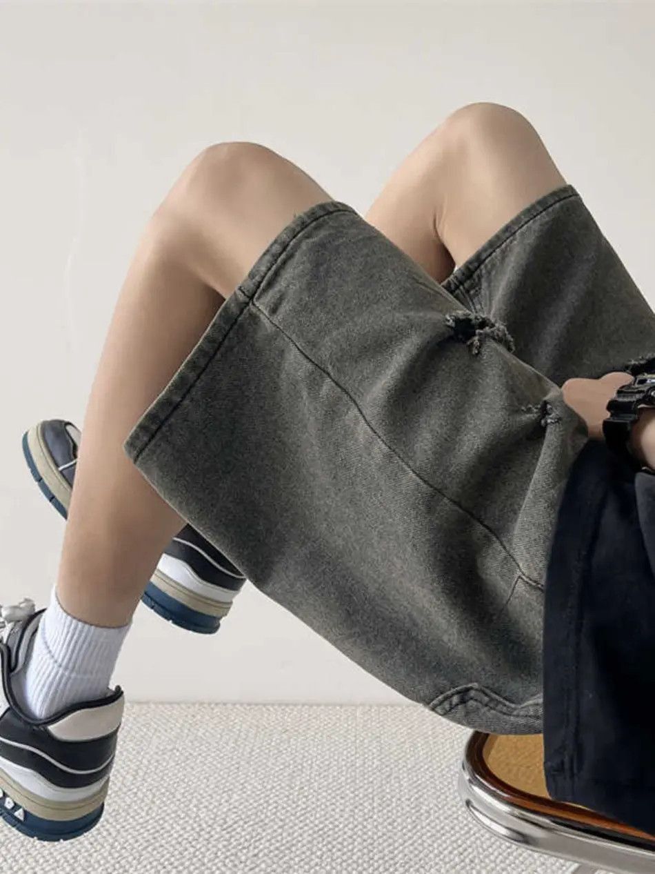 Japanese Brand Retro versatile casual loose hole denim shorts Size US 32 / EU 48 - 3 Thumbnail