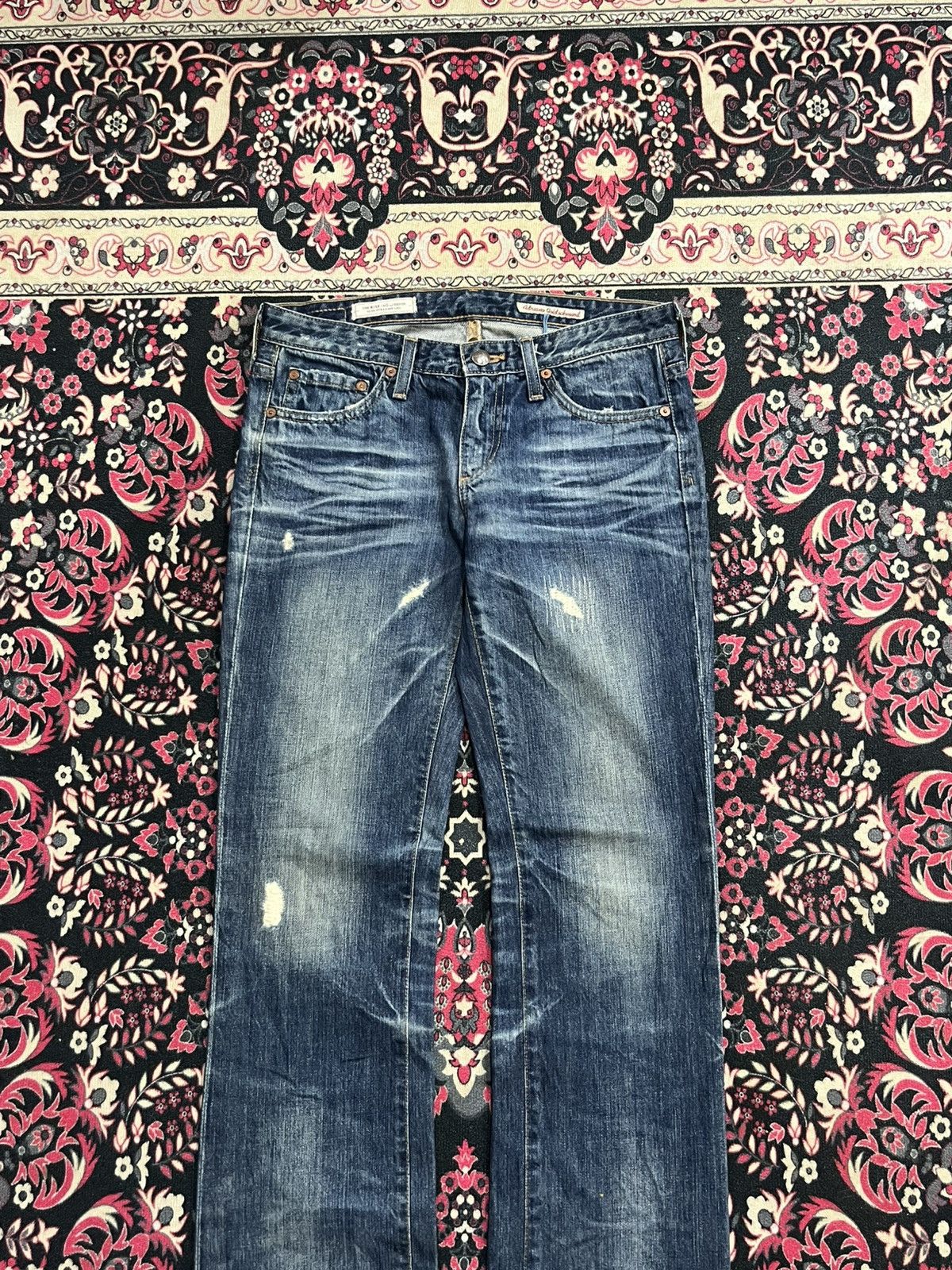 AG Adriano Goldschmied Adriano Goldschmied “The Kiss” Slim Straight Blue Faded Jean Size 27" / US 4 / IT 40 - 3 Thumbnail