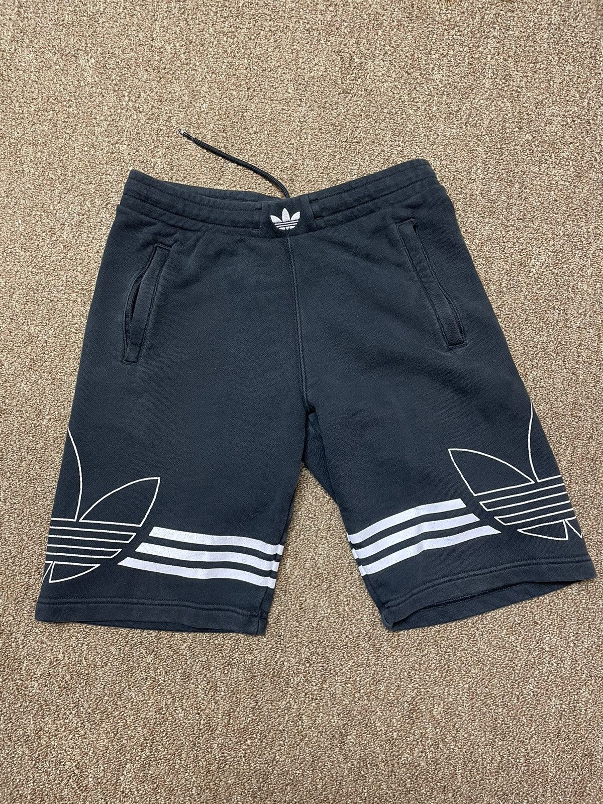 Adidas Adidas Trefoil Logo Shorts Size US 30 / EU 46 - 1 Thumbnail
