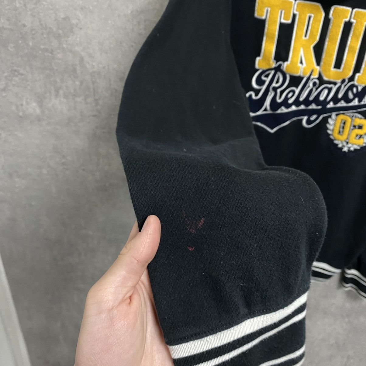 True Religion True Religion Hoodie Big Logo Size US XL / EU 56 / 4 - 5 Thumbnail