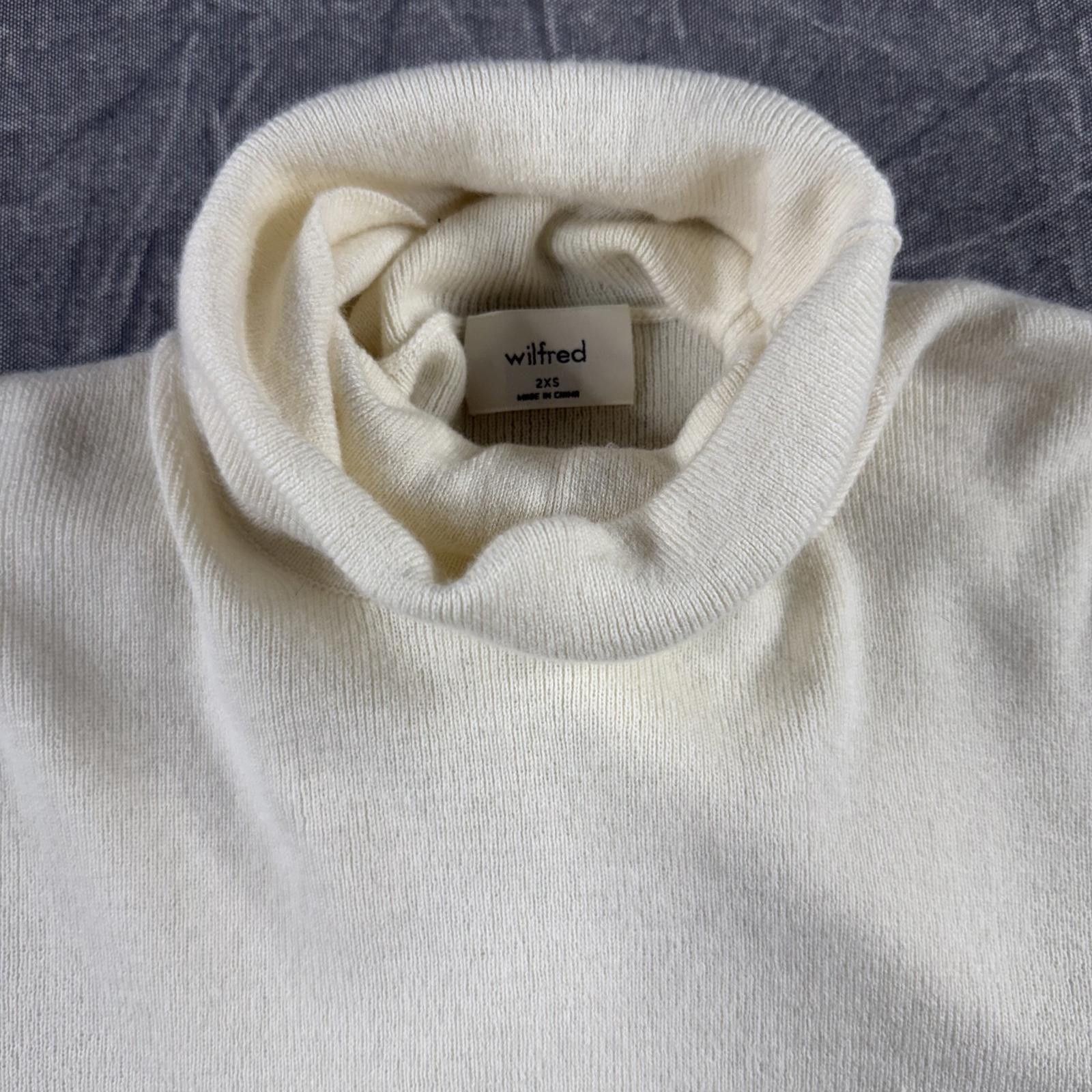 Other Wilfred Shirt Women's 2XS Cream Cropped Turtle Neck Size XXS / US 00 / IT 34 - 2 Thumbnail