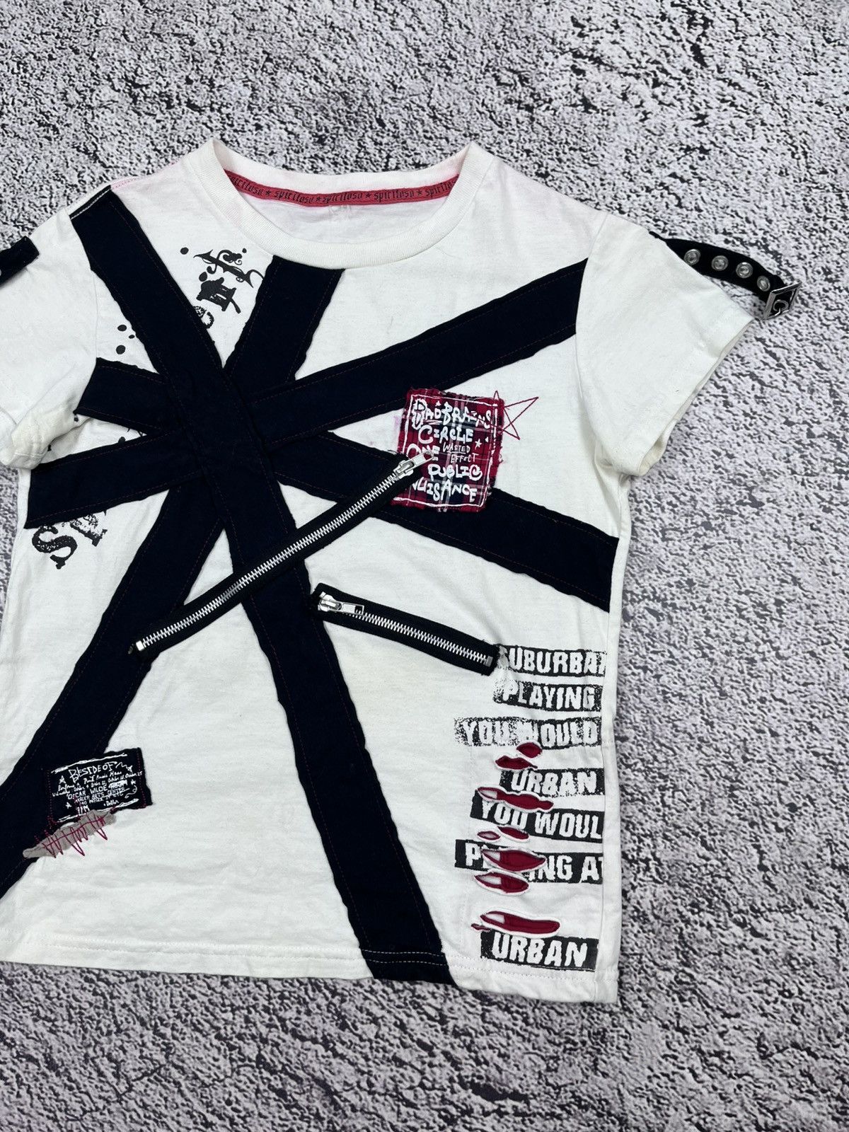 Japanese Brand Vintage Bondage Punk Strap Harness Zip T-Shirt Size M / US 6-8 / IT 42-44 - 3 Thumbnail