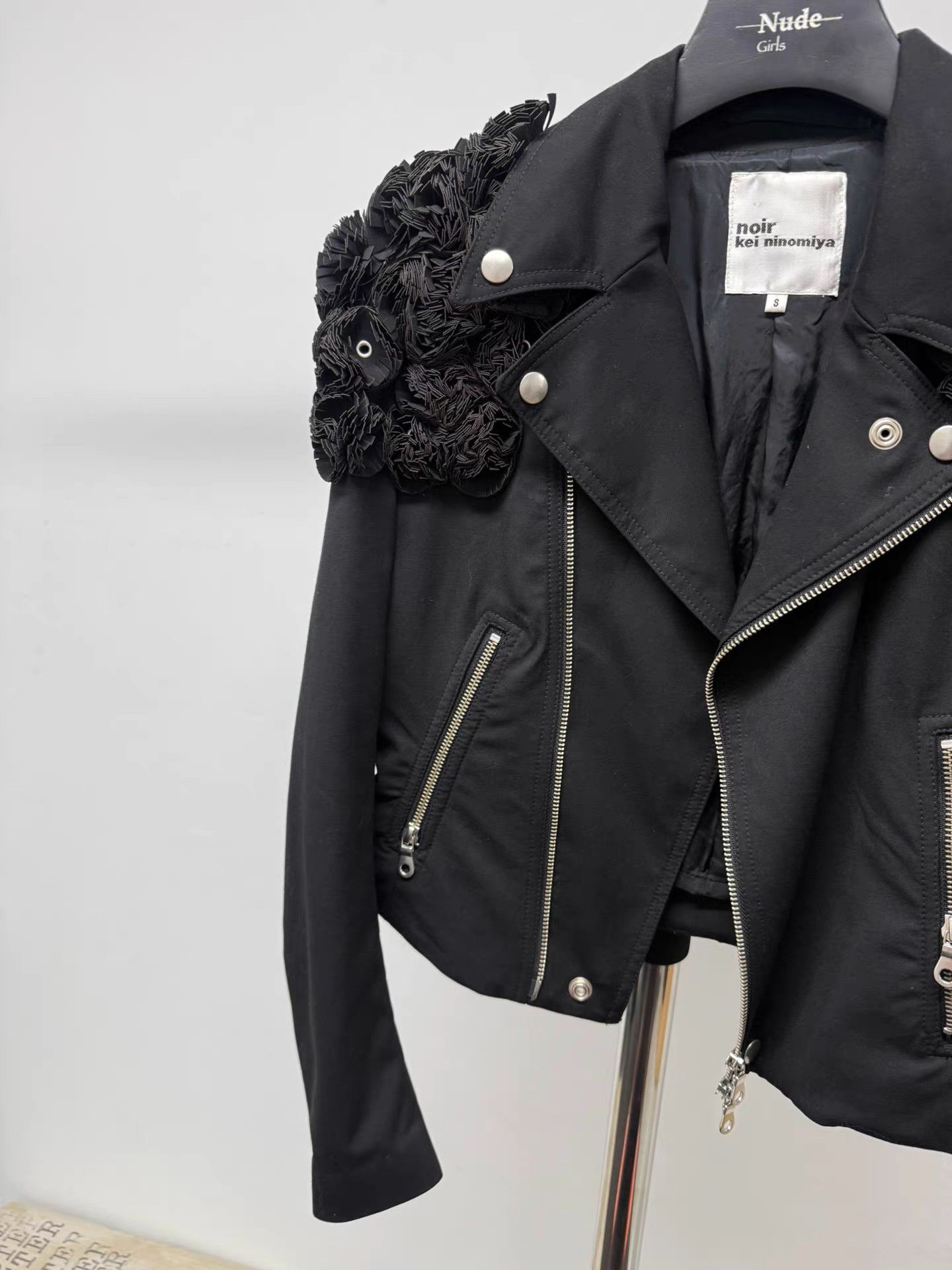 Noir Kei Ninomiya Noir Kei Ninomiya Floral Studded Biker Jacket K20 Size S / US 4 / IT 40 - 3 Thumbnail