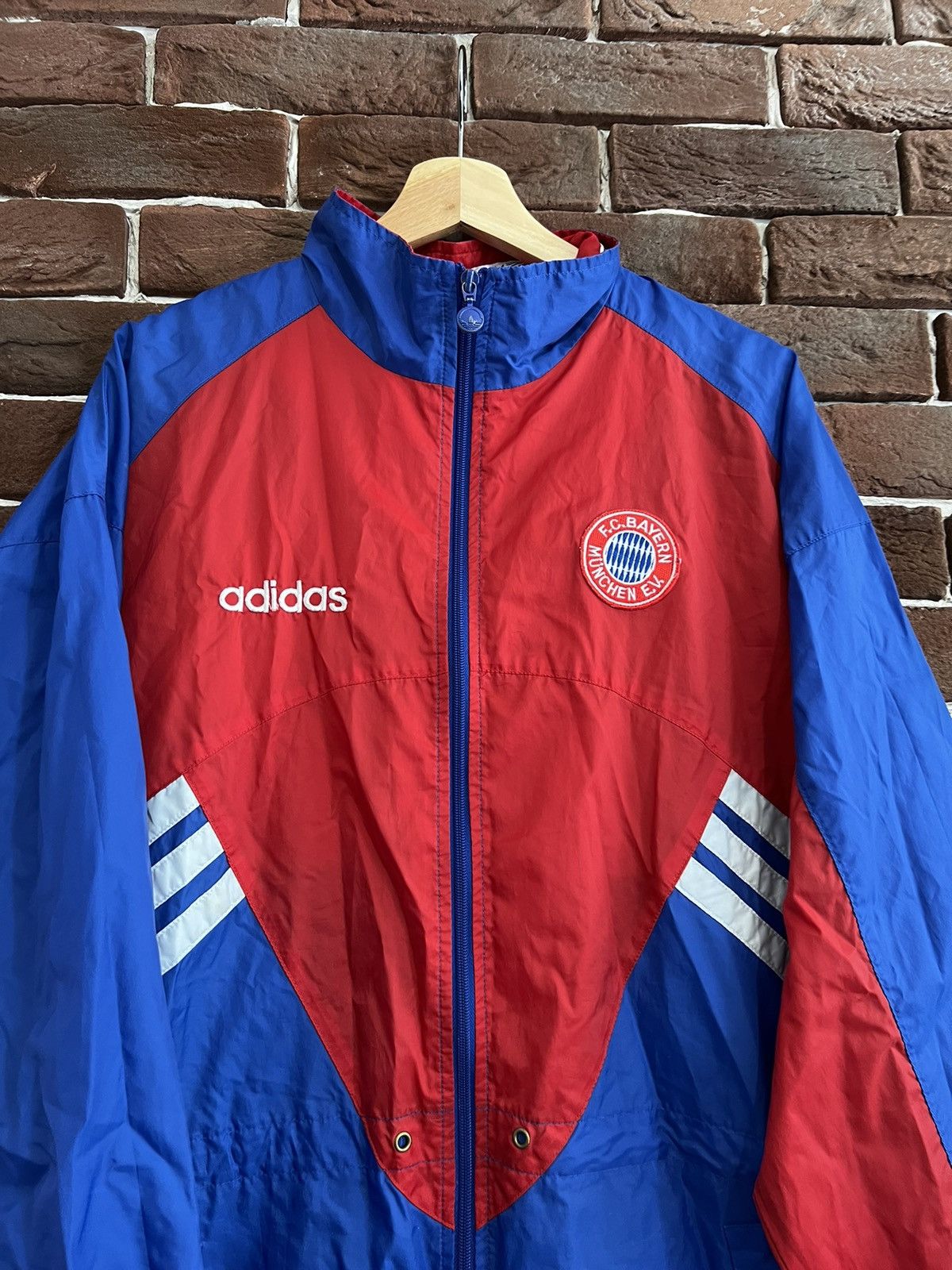 Adidas Rare Vintage 90s Adidas FC Bayern Munich Light Jacket M Blac Size US M / EU 48-50 / 2 - 5 Thumbnail