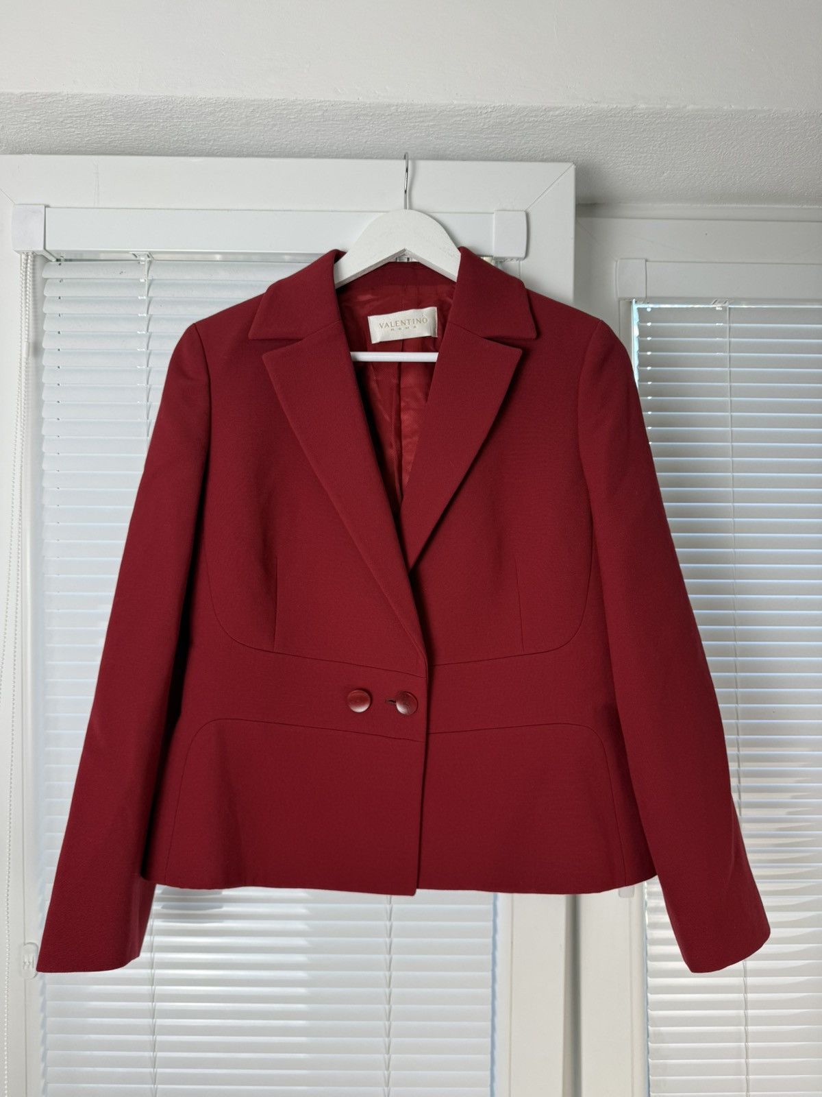 Valentino Valentino Vintage Luxury Blazer Size M / US 6-8 / IT 42-44 - 1 Thumbnail