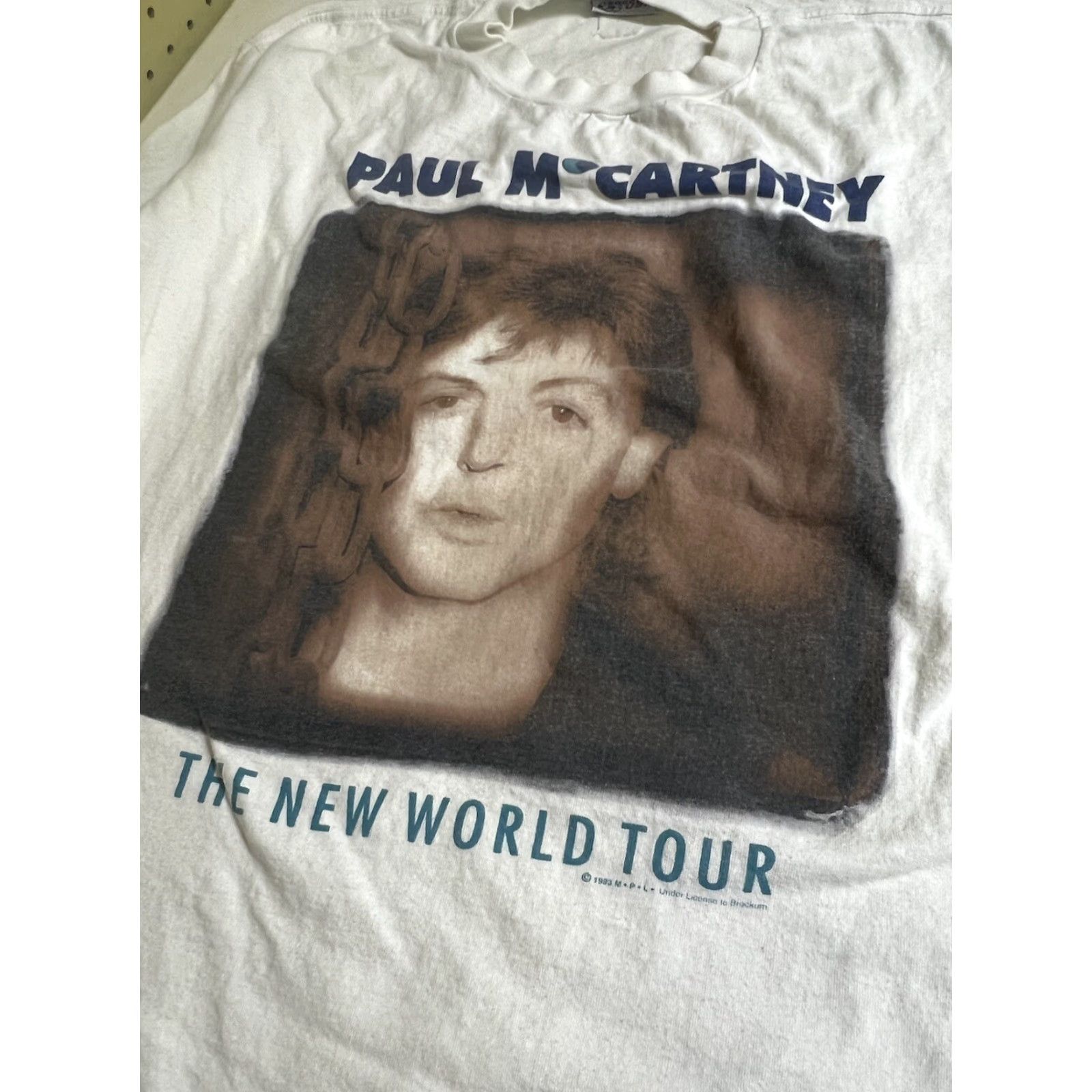 Vintage VINTAGE Paul McCartney Shirt L White The New World Tour 1993 Concert Tee As Is Size US L / EU 52-54 / 3 - 6 Thumbnail