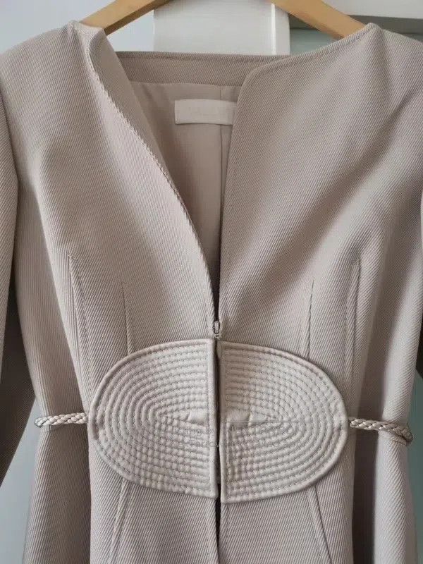 Valentino Valentino Beige jacket coat Size L / US 10 / IT 46 - 4 Thumbnail