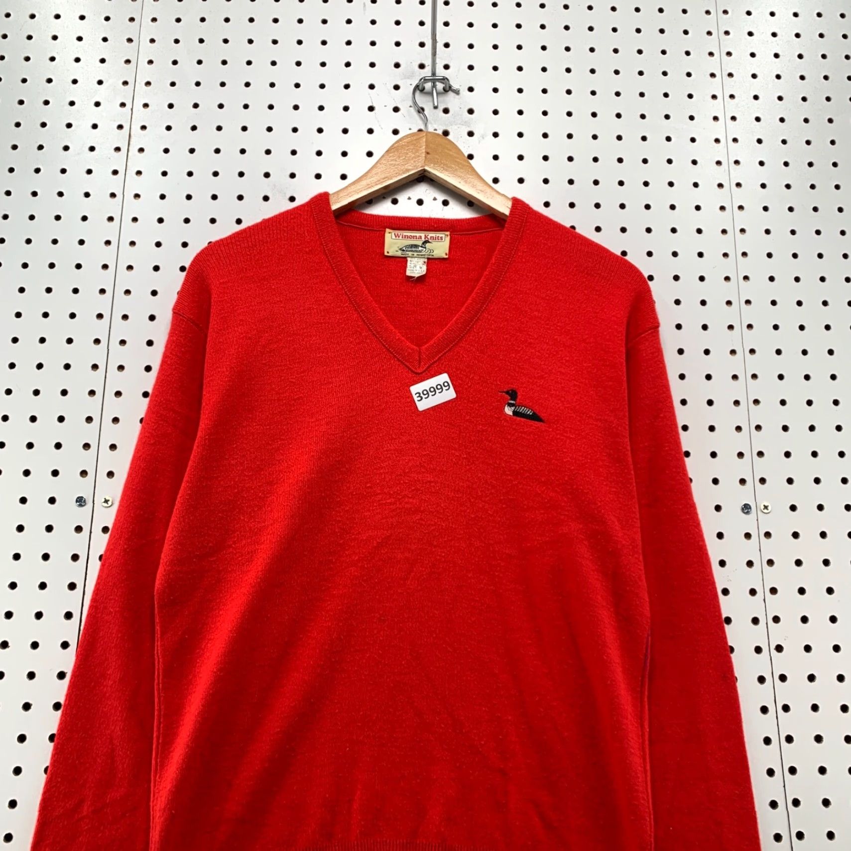 Vintage VINTAGE Winona Knits Sweater Mens Medium Red V Neck Duck Logo Casual Preppy Size US M / EU 48-50 / 2 - 3 Thumbnail