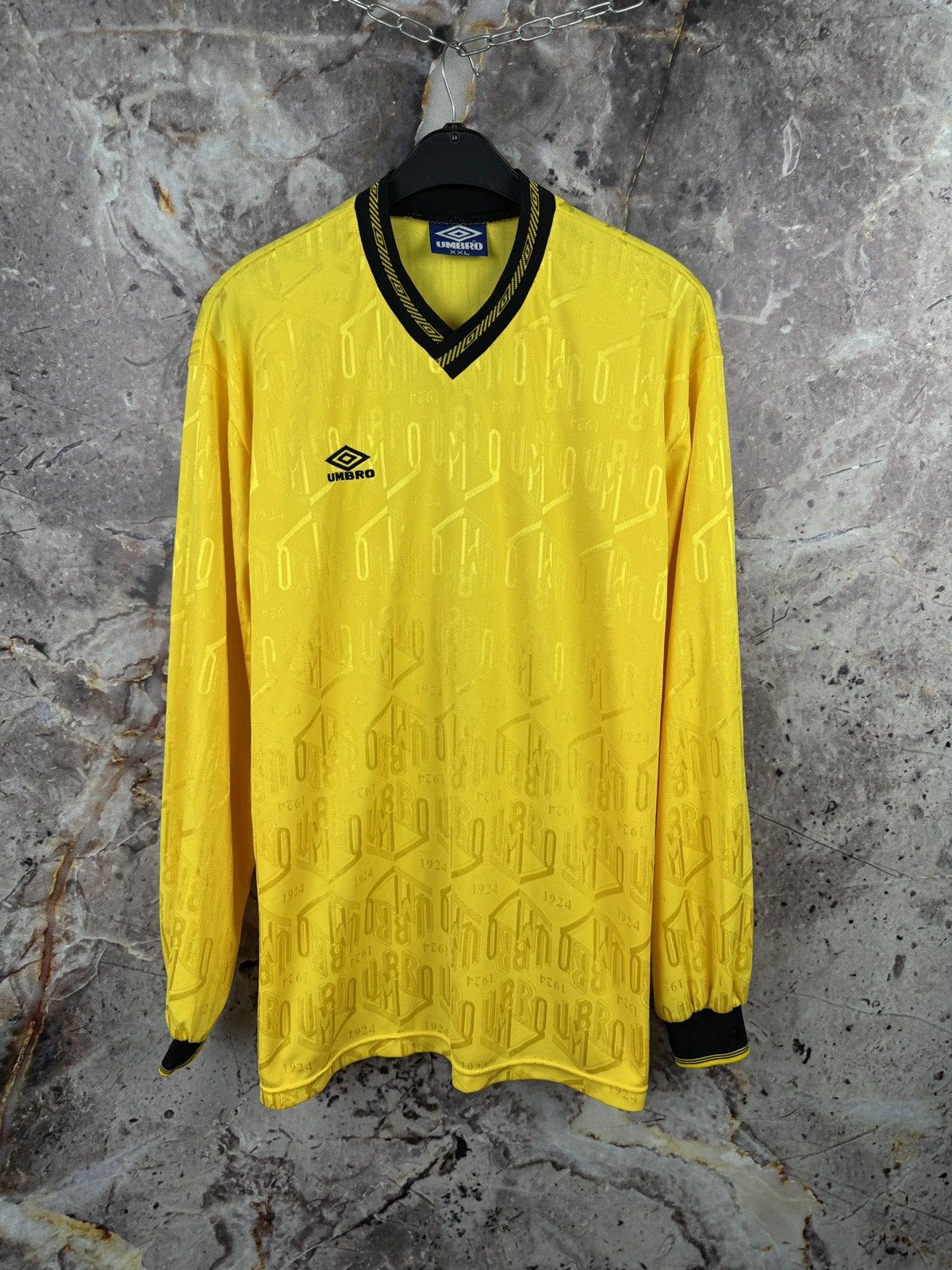 Umbro Men’s Umbro Long Sleeve Jersey Football Soccer Size XXL Size US XXL / EU 58 / 5 - 1 Thumbnail