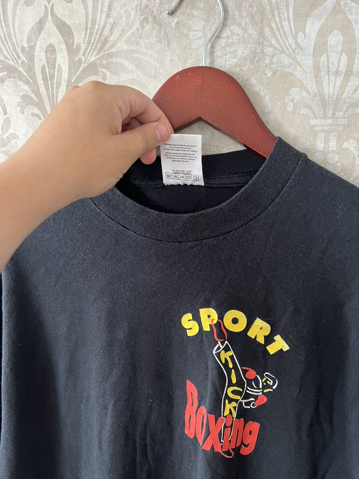 Vintage Vintage Kick Boxing Sport Tee T-Shirt Size US L / EU 52-54 / 3 - 5 Thumbnail