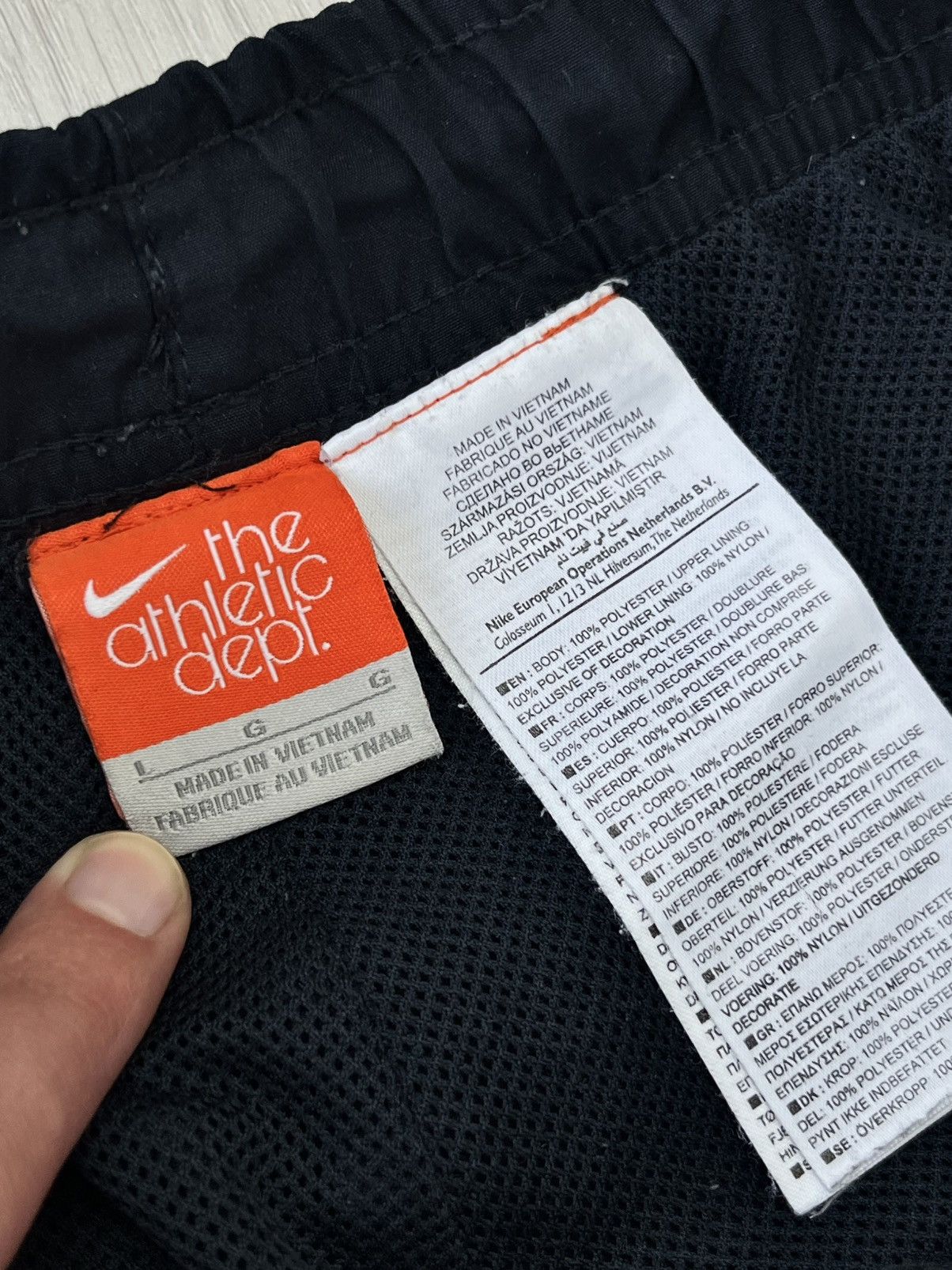 Nike Vintage Nike Track Pants Swoosh Logo Y2K 90s Drill Casual Size US 34 / EU 50 - 8 Thumbnail