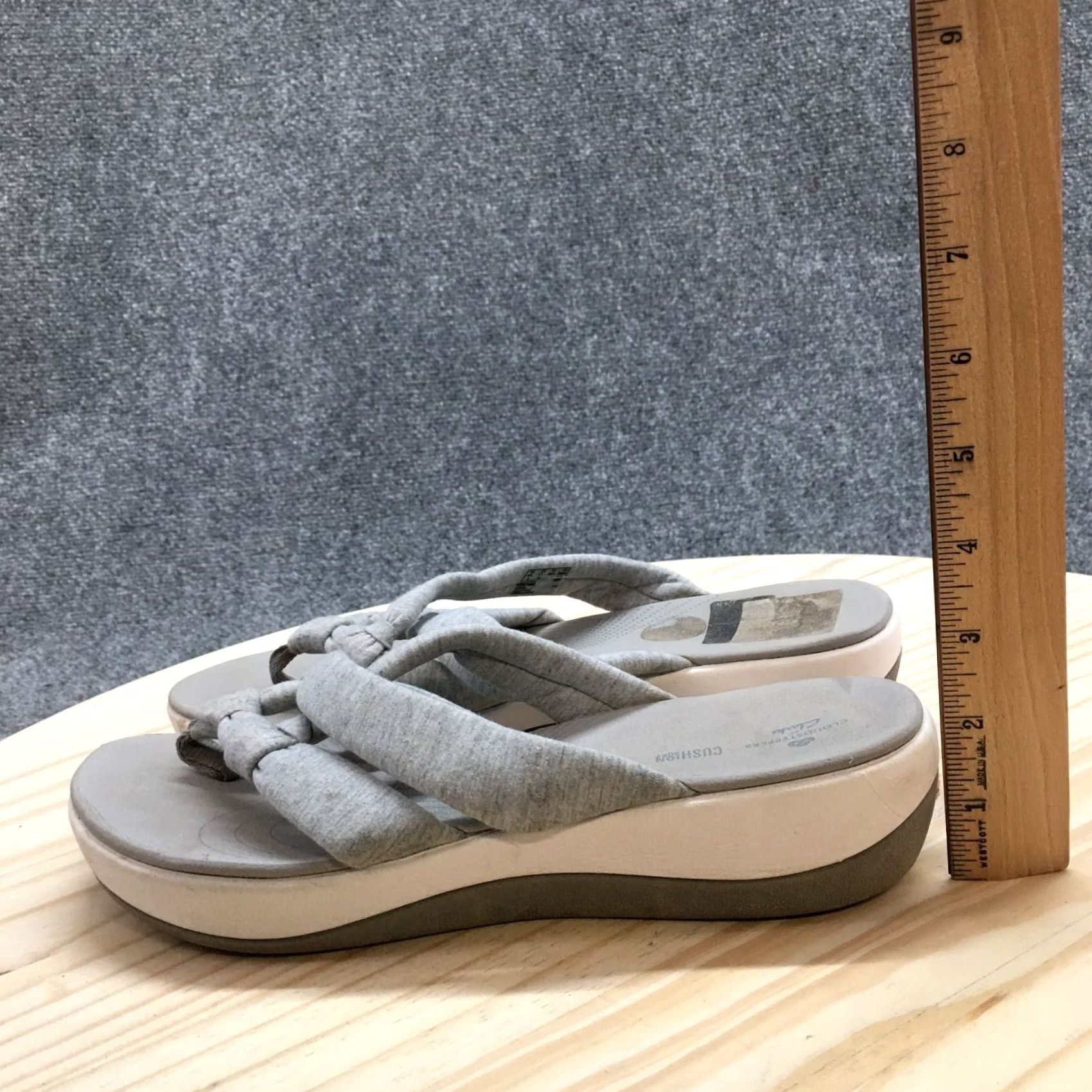 Clarks Clarks Top Womens Gray Sandals Arla Kaylie Slide Slip Comfort Low Size L / US 10 / IT 46 - 7 Thumbnail