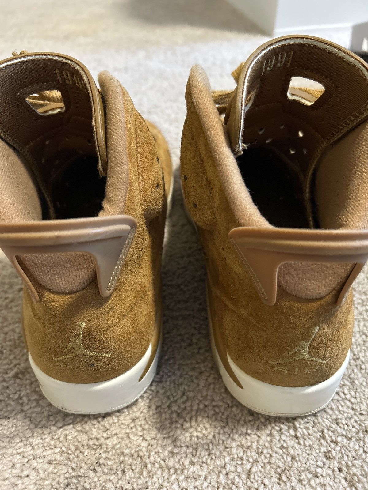 Jordan Brand Jordan 6 wheat Size US 11 / EU 44 - 2 Thumbnail