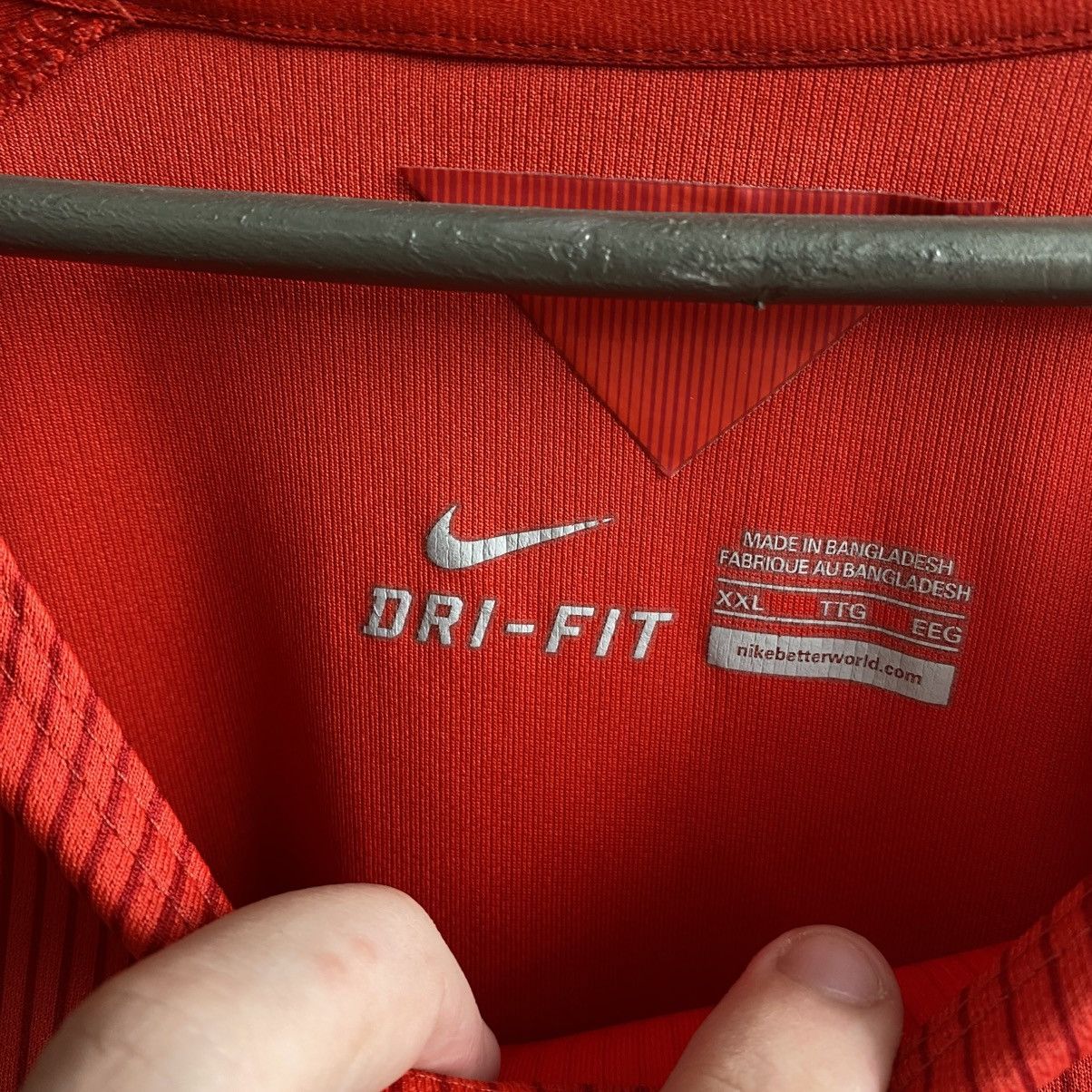 Nike Mens Nike England National Soccer Jersey red Size US XXL / EU 58 / 5 - 5 Thumbnail