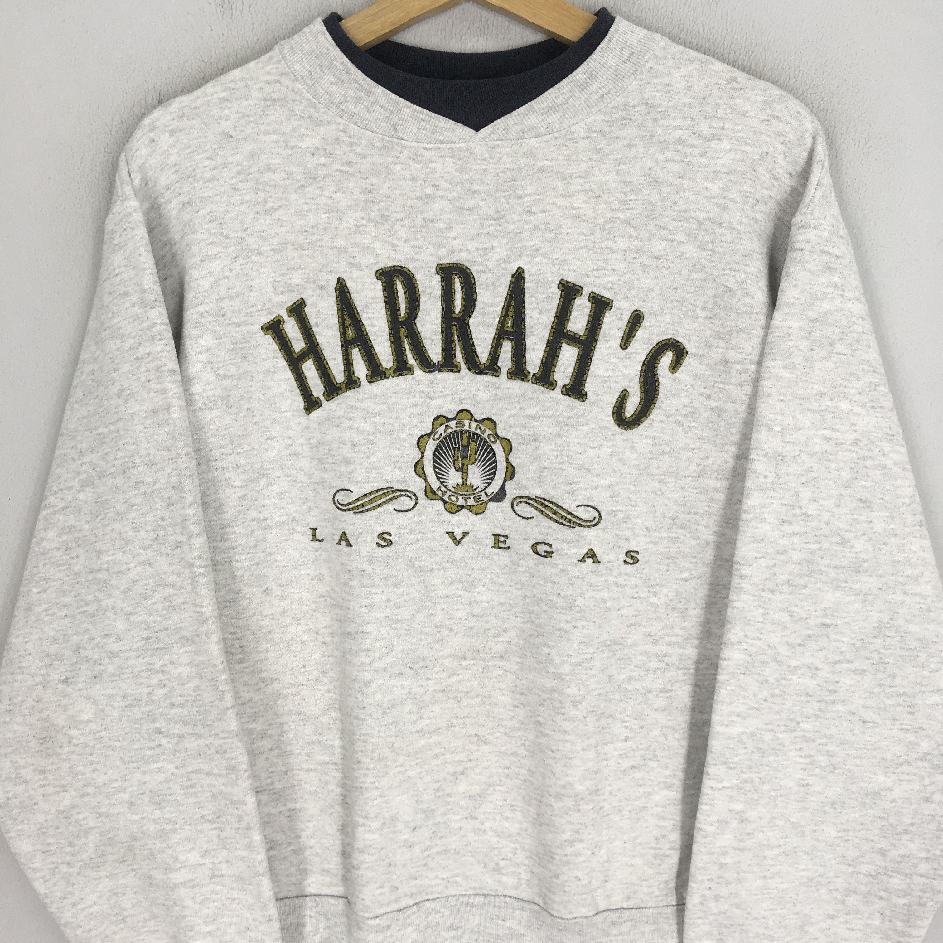 Vintage Vintage 90's Harrahs Grey Sweatshirt Large - 286 Size US L / EU 52-54 / 3 - 3 Thumbnail