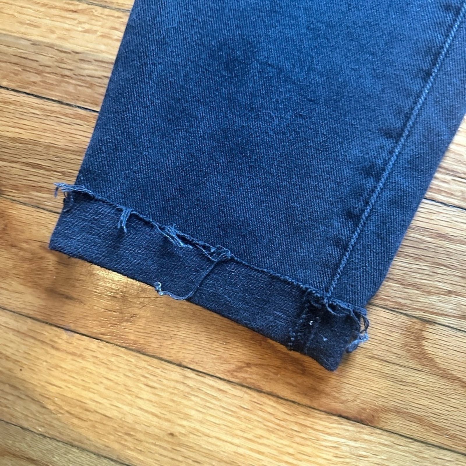 Pacsun Pacsun Vintage Icon Black Distressed High-Rise Jeans Raw Hem Size 25" / US 0 / IT 36 - 6 Thumbnail