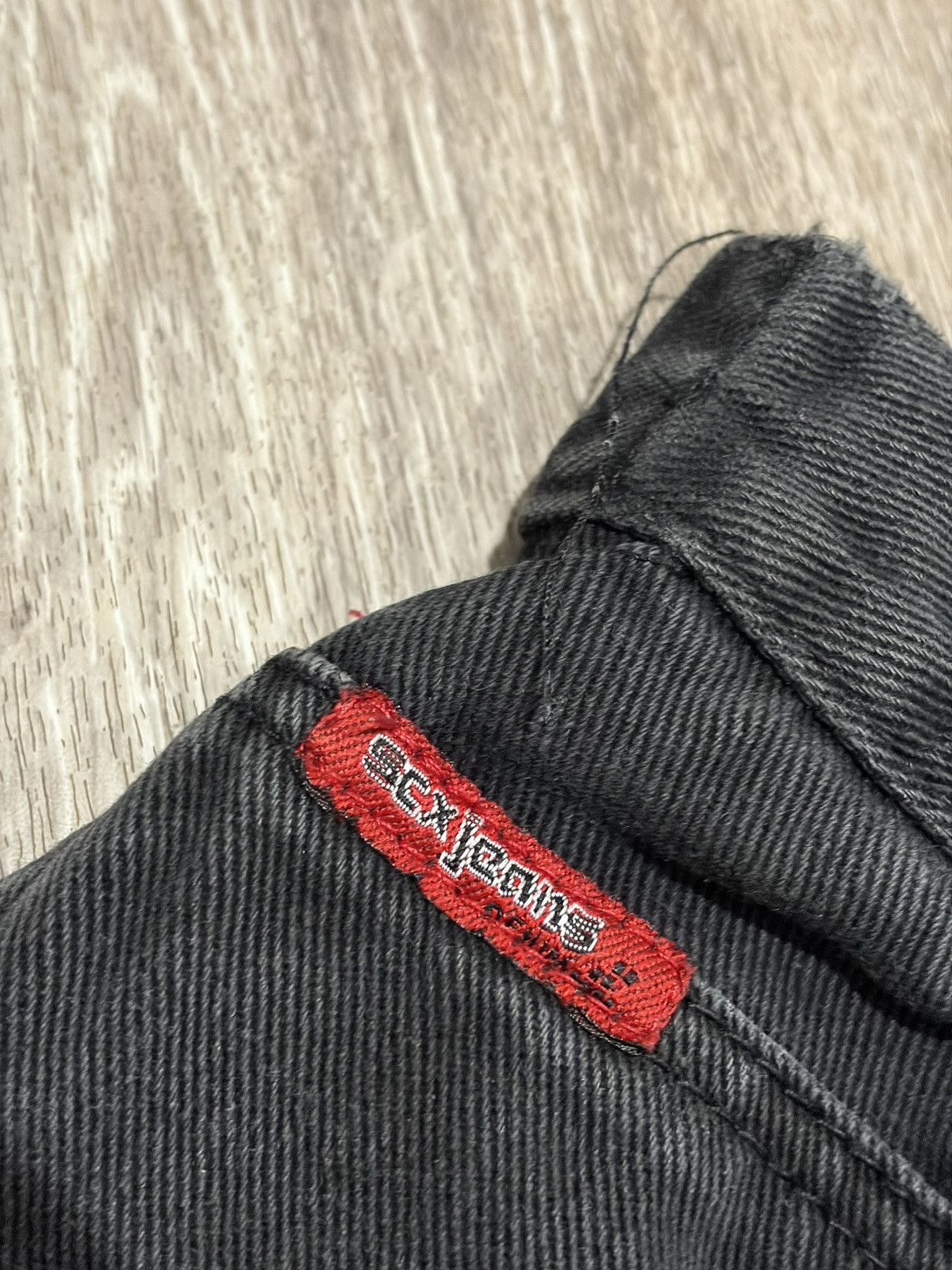 Vintage Vintage SCX Jeans Baggy Black Carpenter Denim Shorts 90s Y2K Size US 32 / EU 48 - 11 Thumbnail