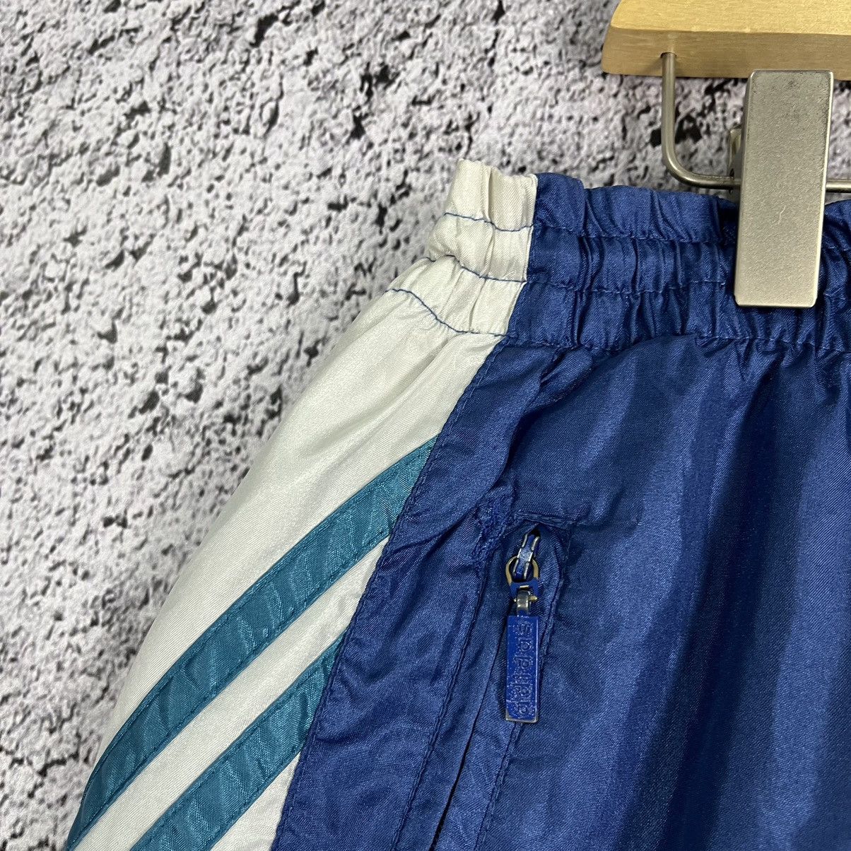 Adidas × Vintage 💧VINTAGE💧Adidas Parachute Sport Three Striped Nylon Pants Size US 36 / EU 52 - 9 Thumbnail