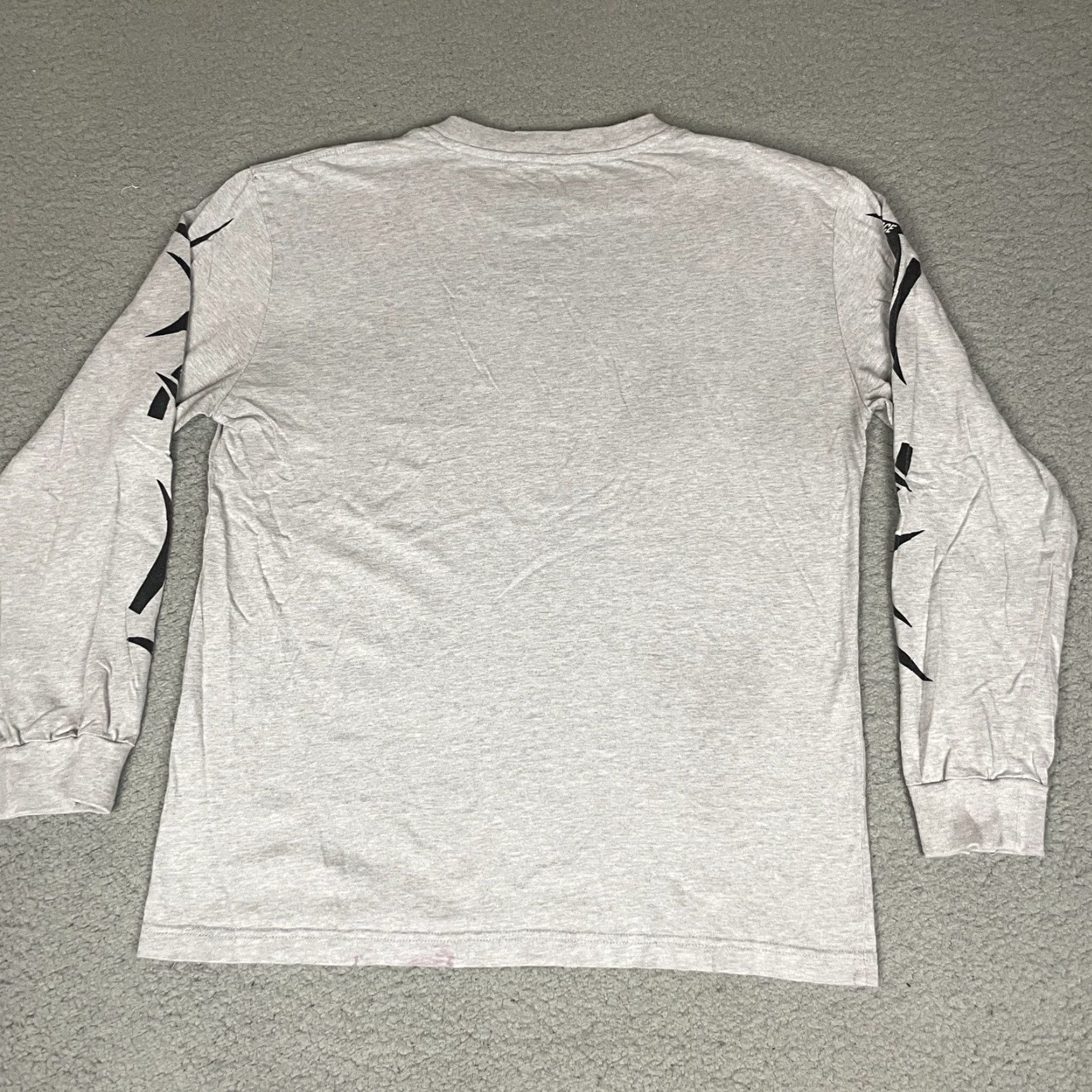 Palace Palace T Shirt Mens M Gray Logo Dolphin Sleeve Hits Rare Tee M Shirt Mens Gray Logo Dolphin Sleeve Hits Rare Tee Size US M / EU 48-50 / 2 - 5 Thumbnail