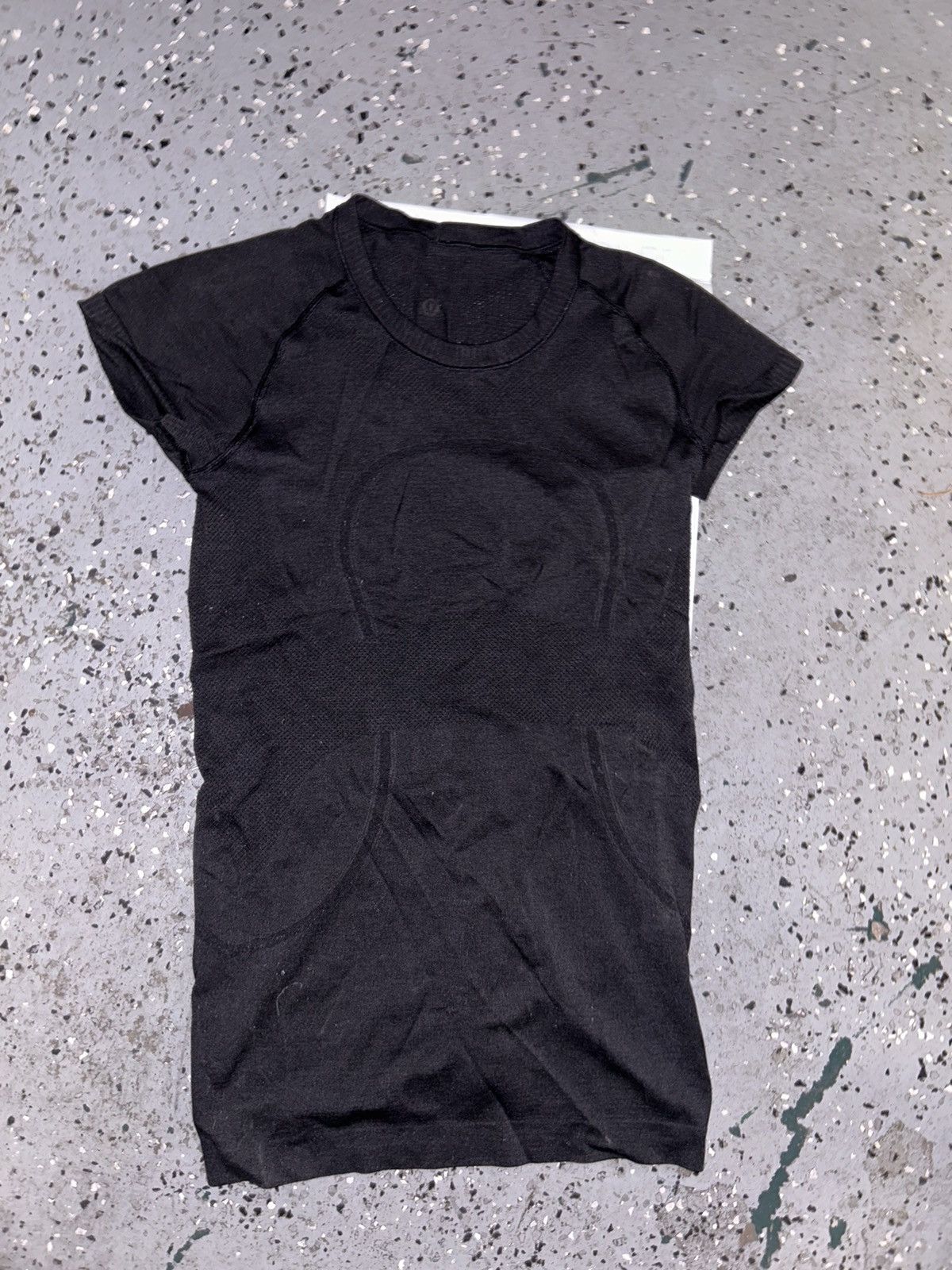 Lululemon Lululemon tee Size S / US 4 / IT 40 - 1 Thumbnail