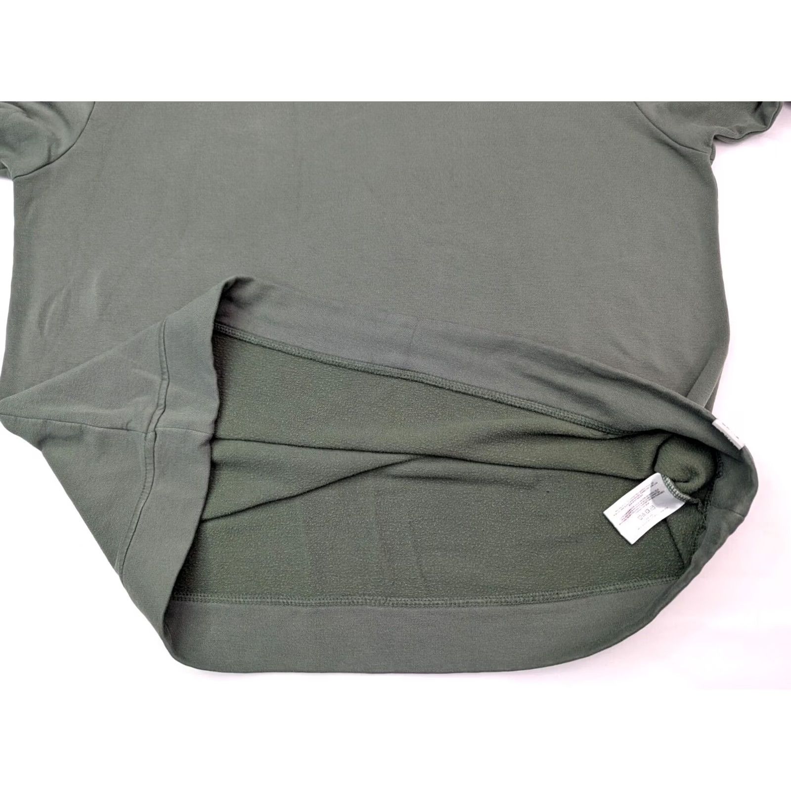 Orvis Orvis Lightweight Modal Blend Crew Neck Pullover Sweatshirt, Men XL Green Regular Fit, Solid Pattern Merlot? Size US XL / EU 56 / 4 - 5 Thumbnail