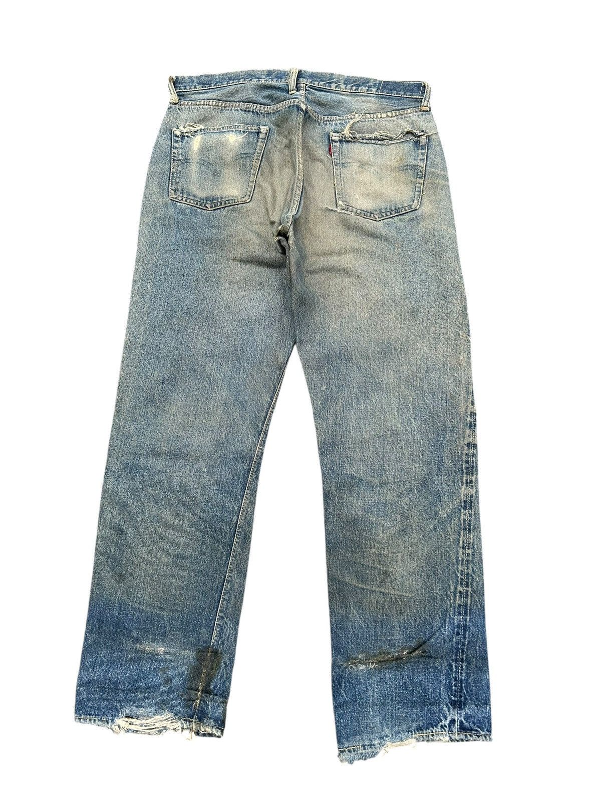Levi's 50s Vintage Levis big E Hidden Rivet Thrashed Denim Jeans Size US 35 - 9 Thumbnail